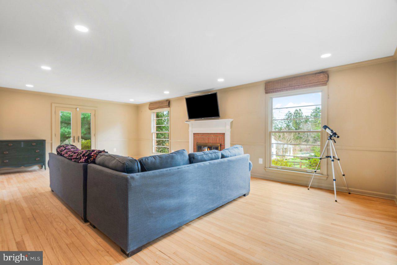 RUXTON/RIDERWOOD - Residential