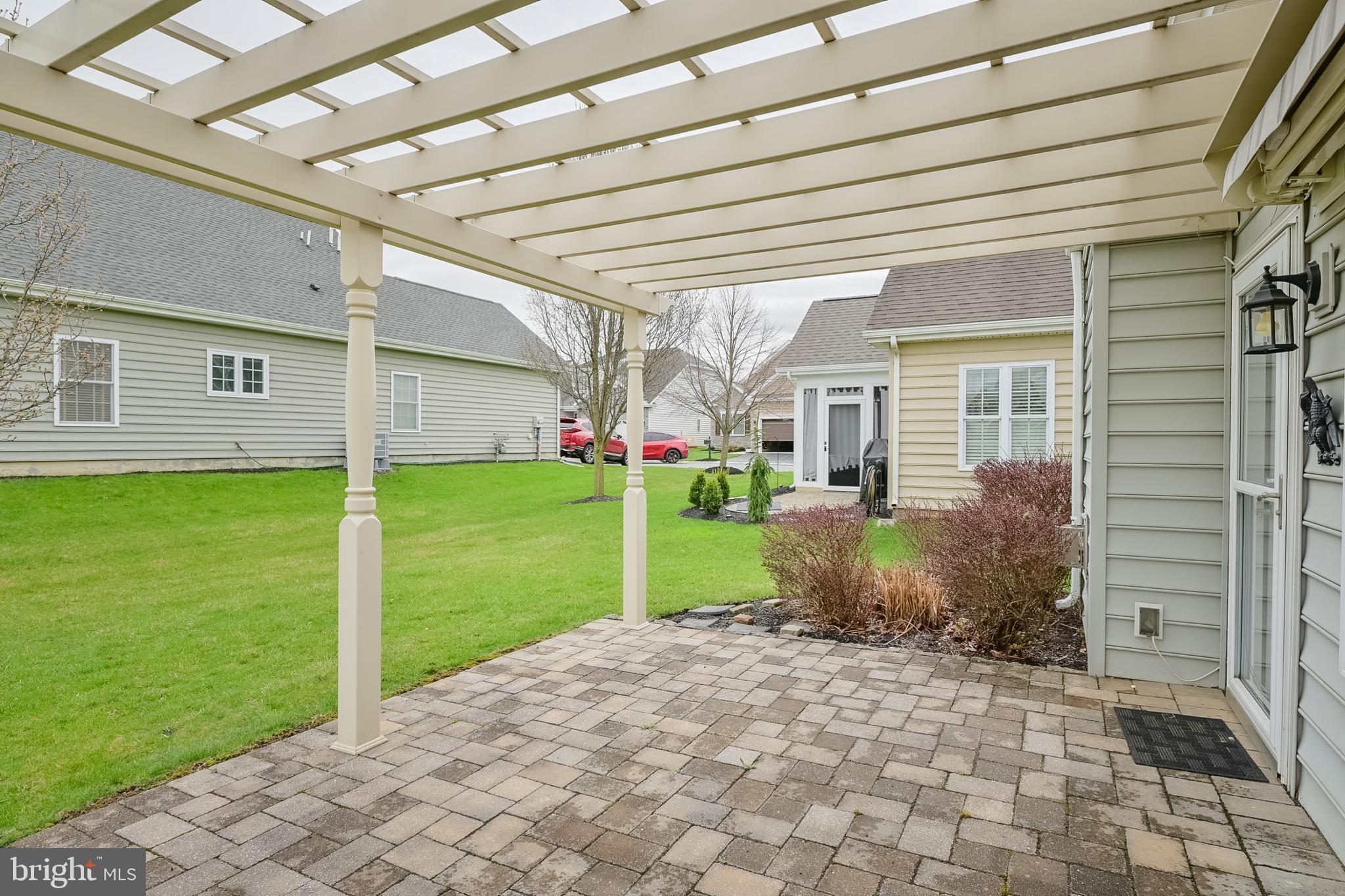 FOUR SEASONS AT ELM TREE - Residential