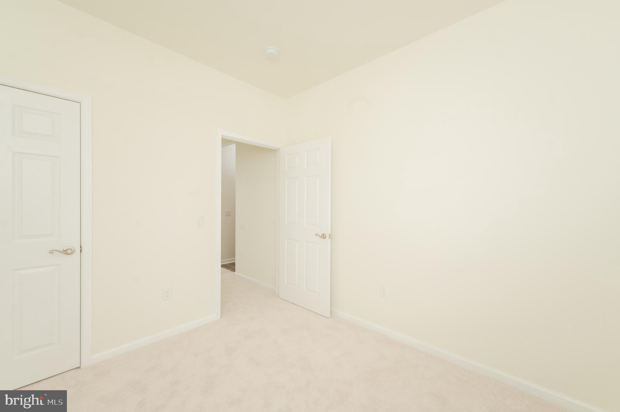 FOUR SEASONS AT ELM TREE - Residential