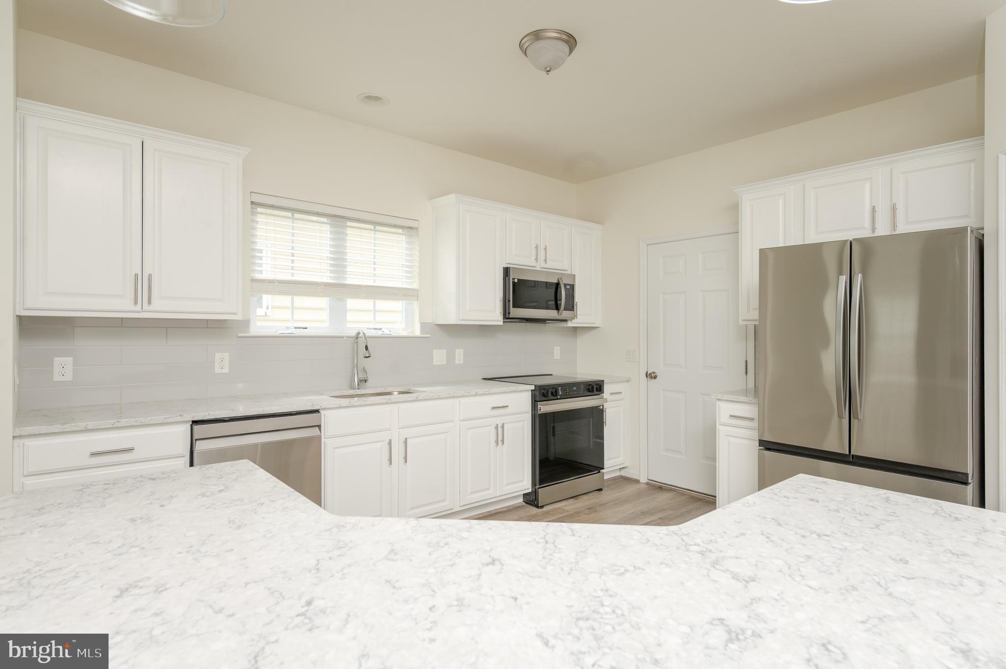 FOUR SEASONS AT ELM TREE - Residential