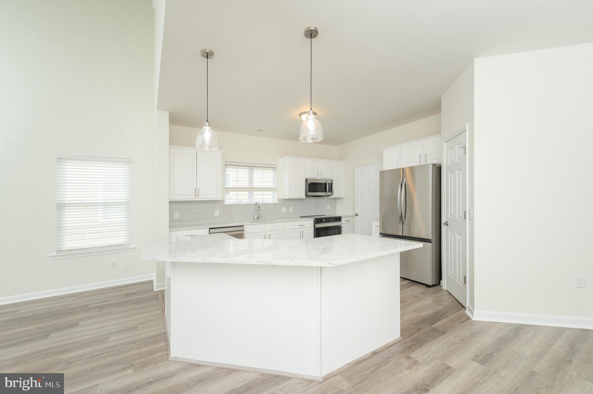 FOUR SEASONS AT ELM TREE - Residential