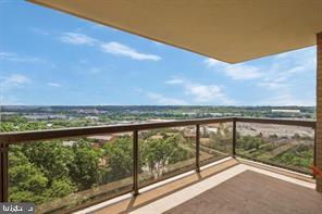 WATERGATE AT LANDMARK - Residential Lease