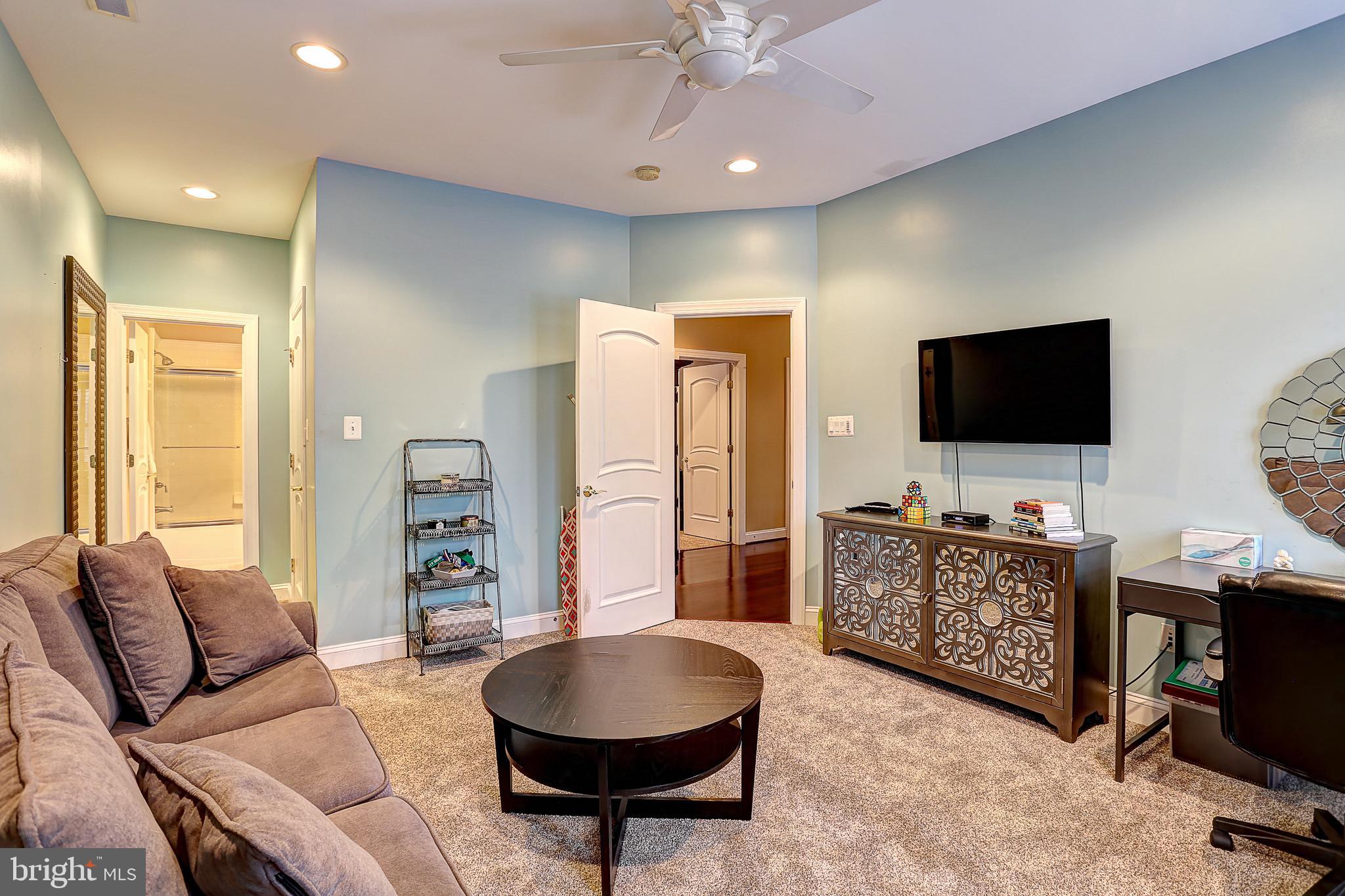 BELMONT FARM - Residential