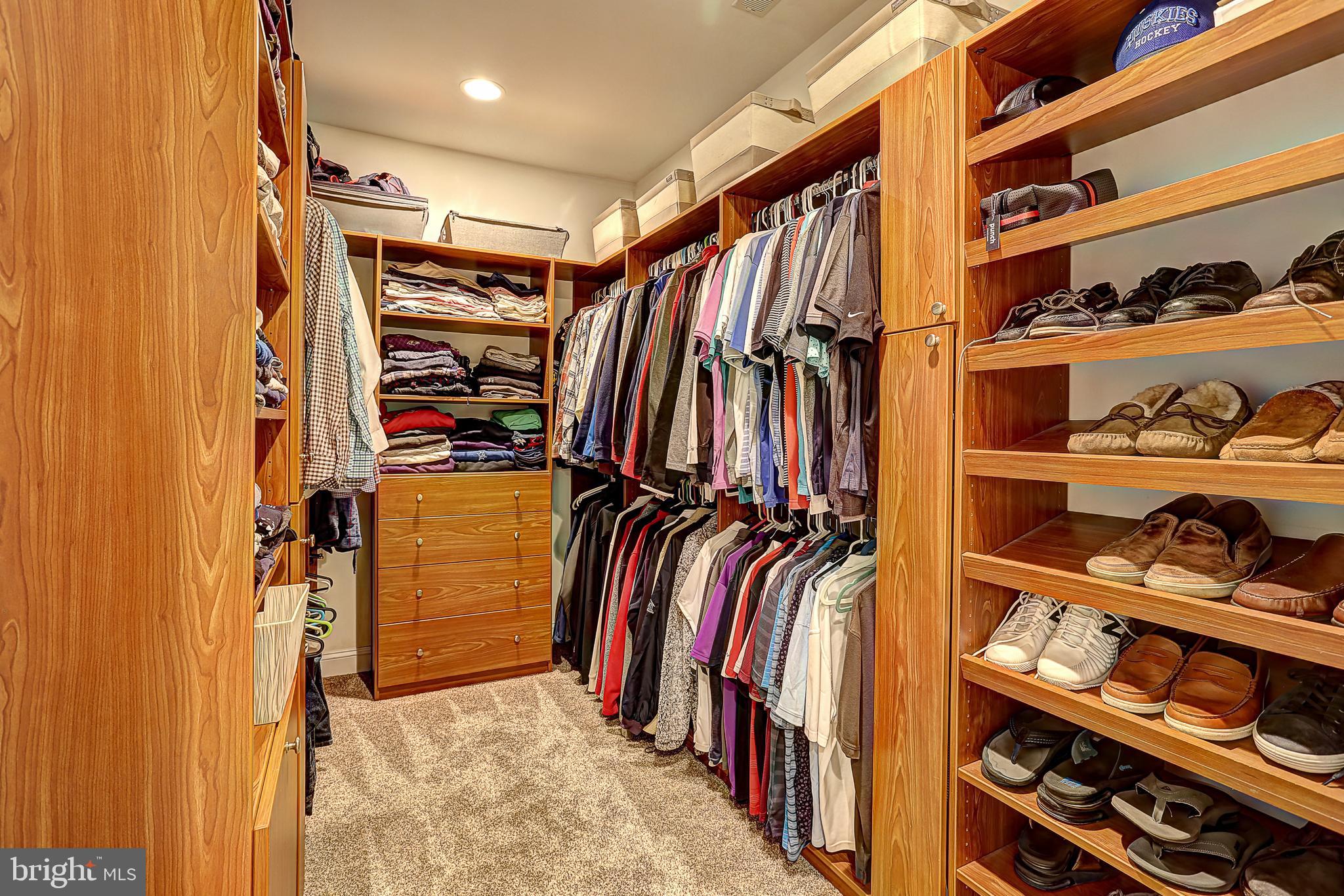 BELMONT FARM - Residential