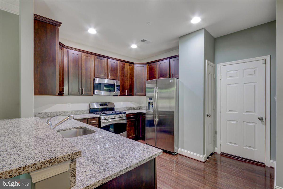 SUMMIT CROSSING CODM - Residential