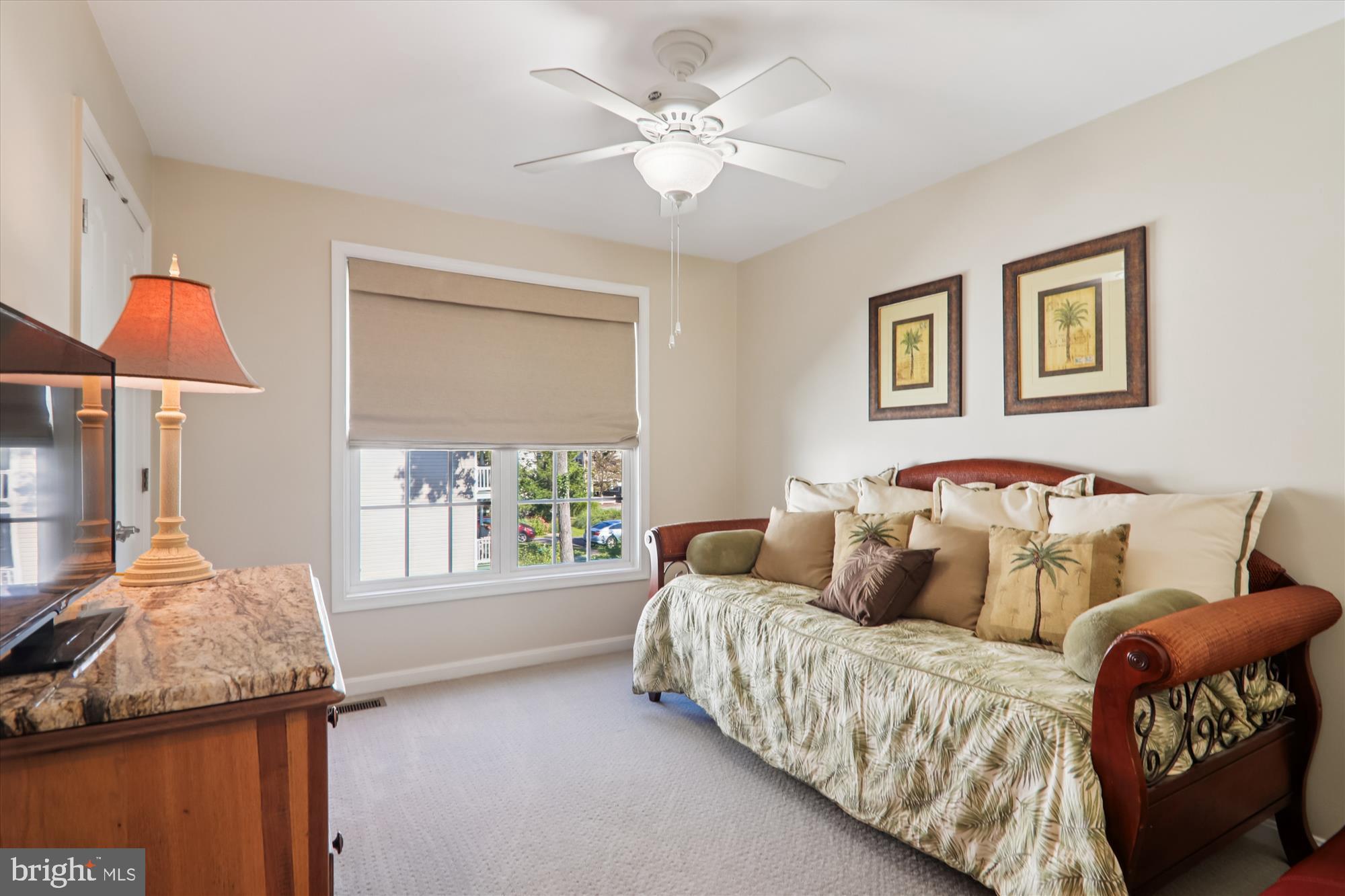 NORTH SELBY - Residential