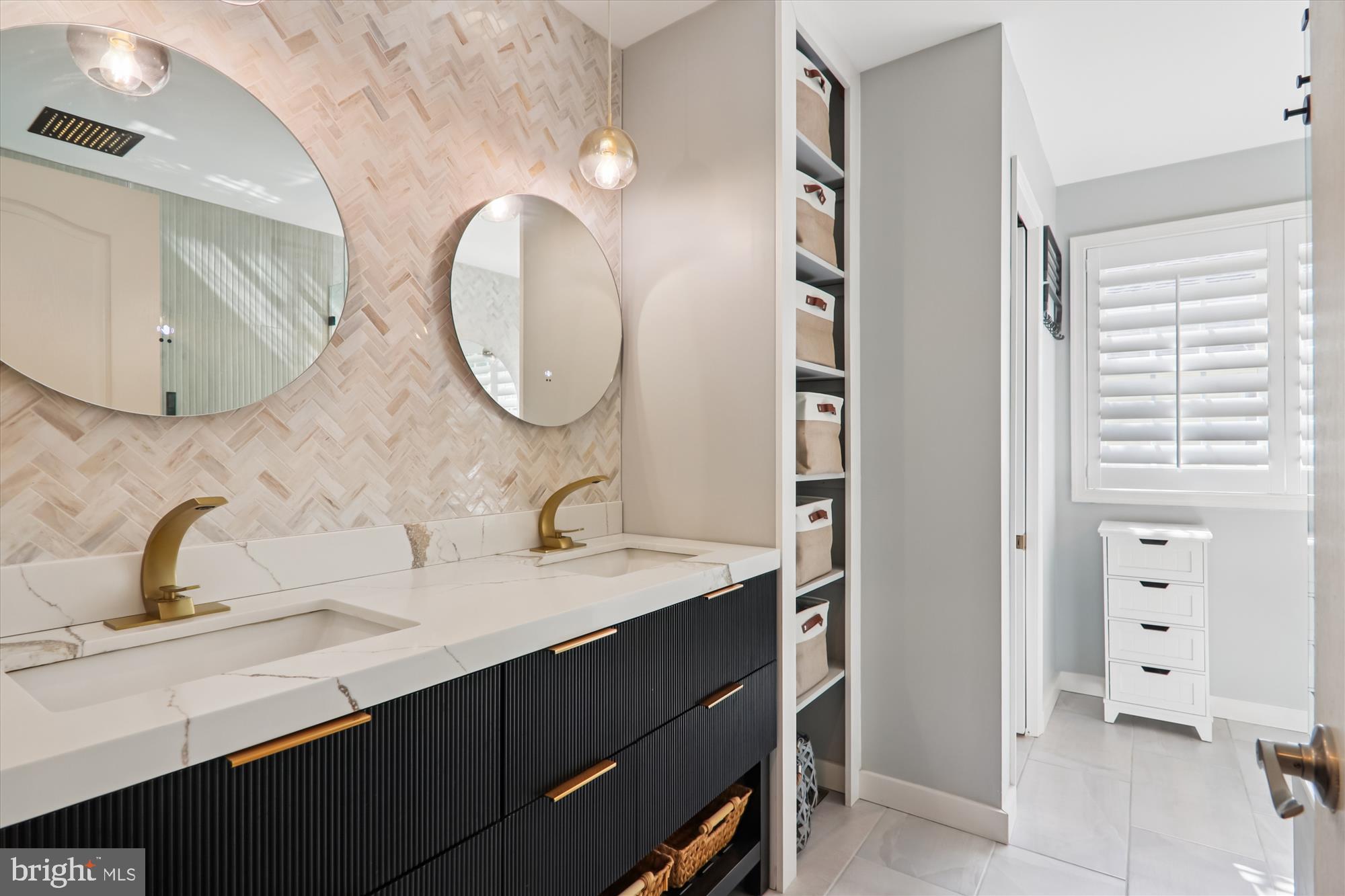 NORTH SELBY - Residential