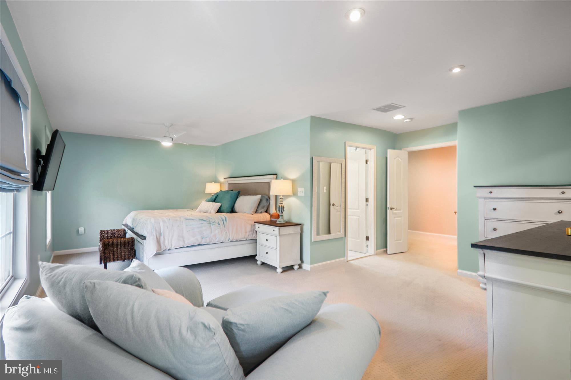 NORTH SELBY - Residential