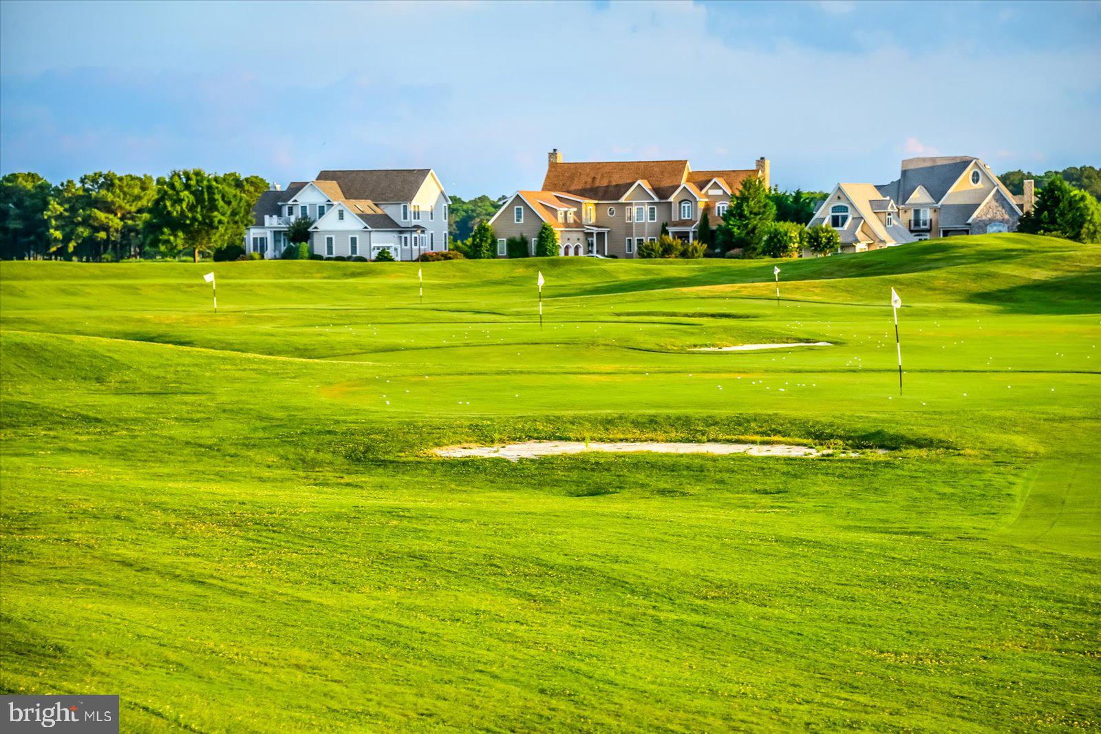 LIGHTHOUSE SOUND - Residential