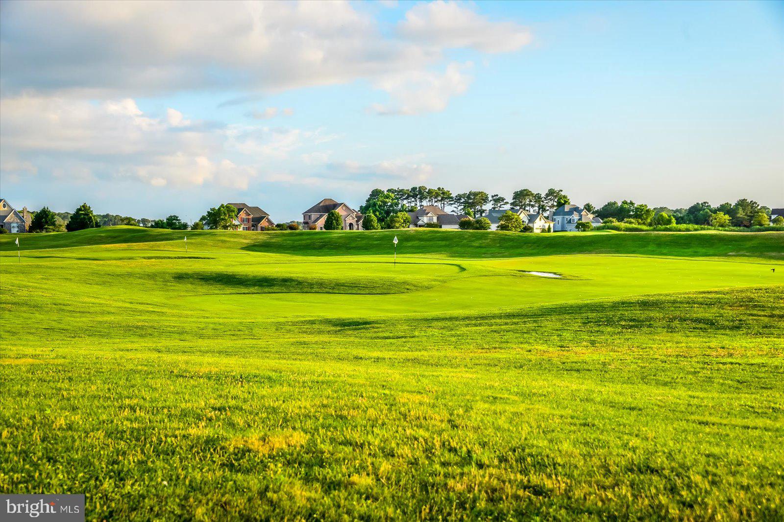 LIGHTHOUSE SOUND - Residential