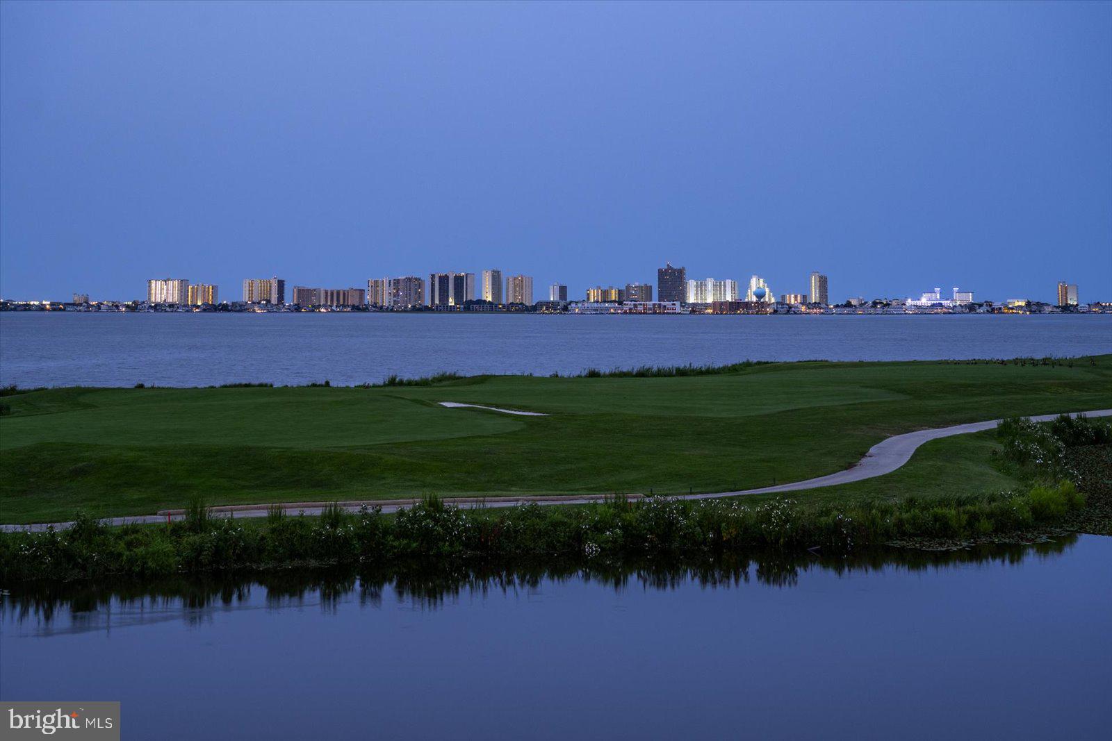 LIGHTHOUSE SOUND - Residential