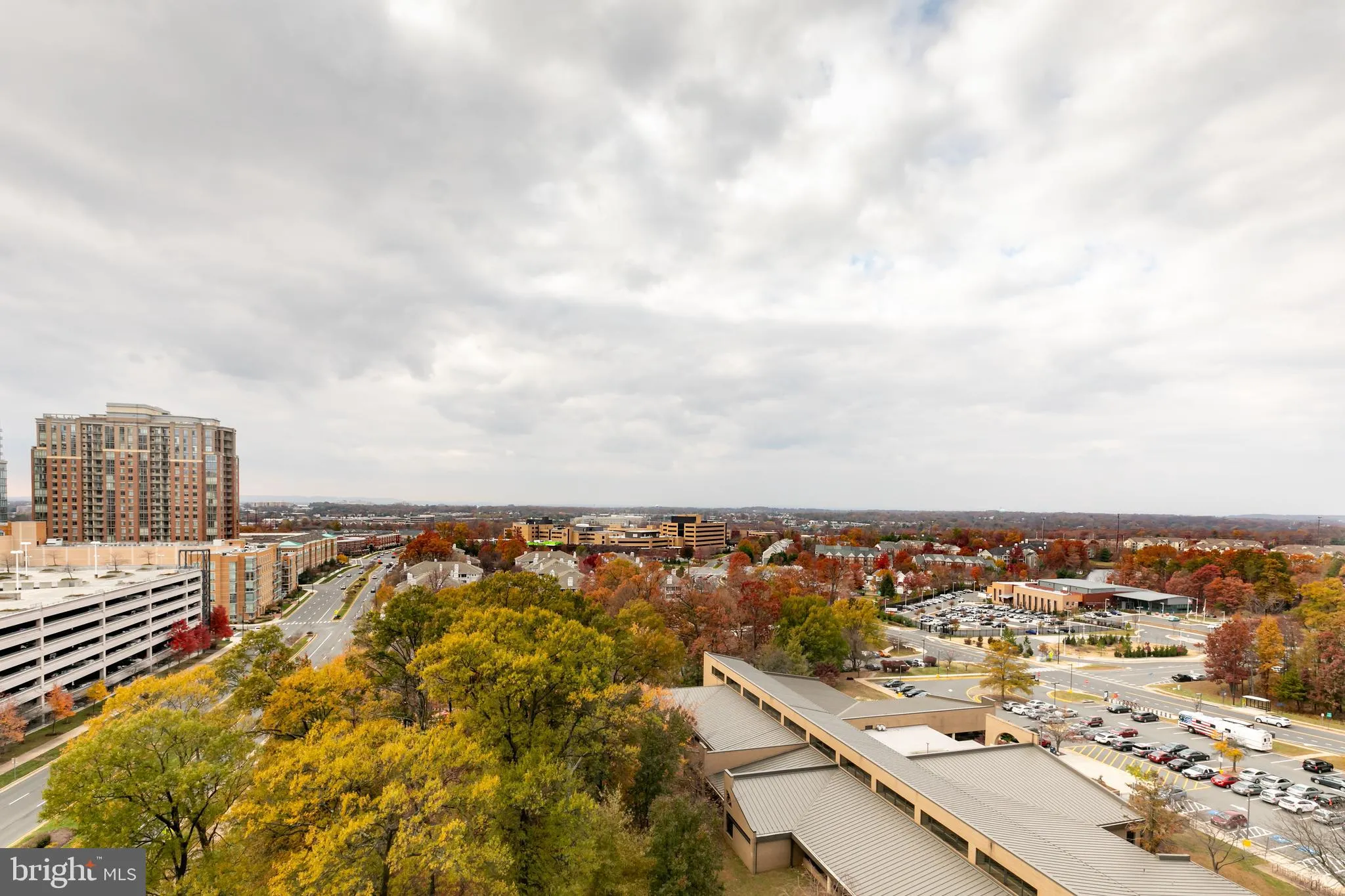 1830 Fountain Drive Unit 1001, Reston, VA 20190