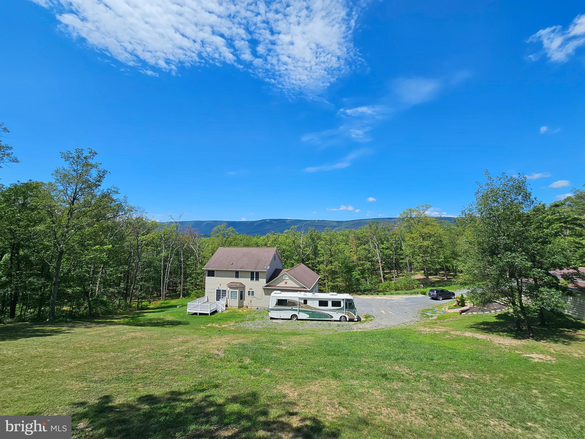 HIGHVIEW MANOR - Residential Lease