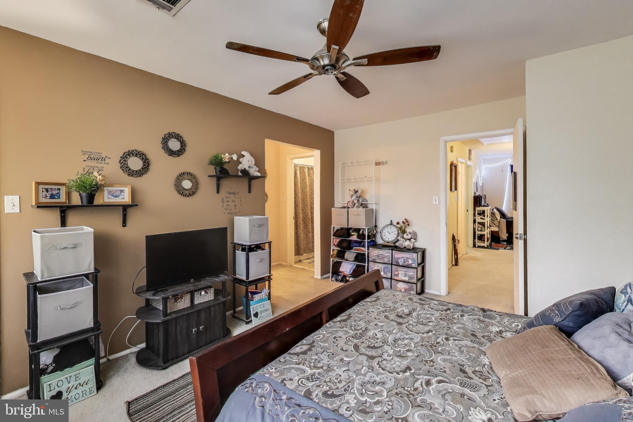 CHURCHILL TOWN SECTOR - Residential