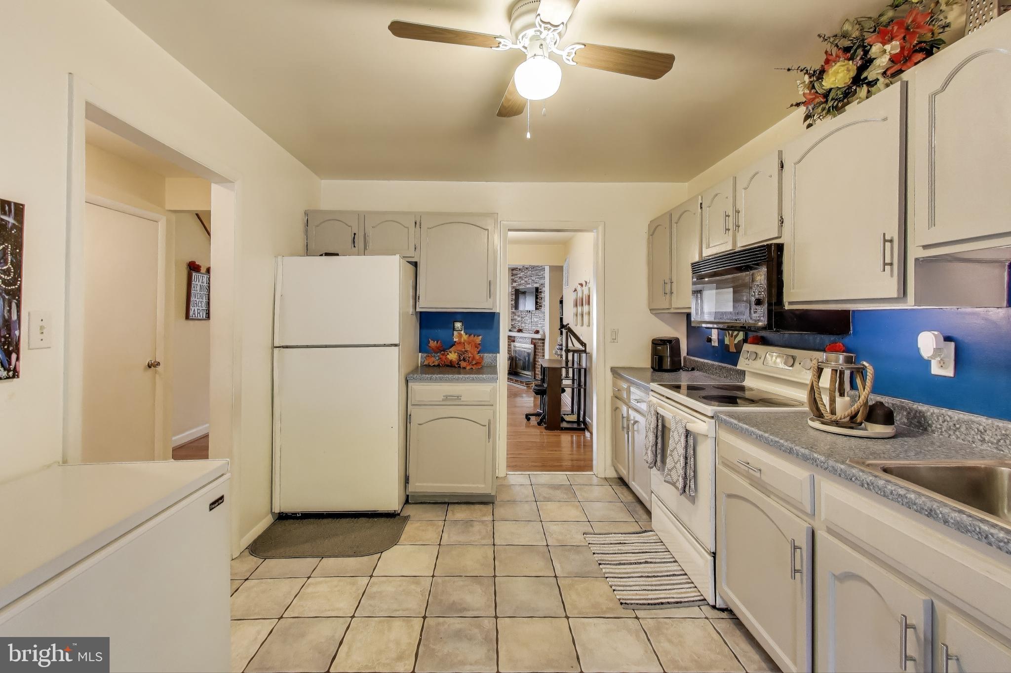 CHURCHILL TOWN SECTOR - Residential