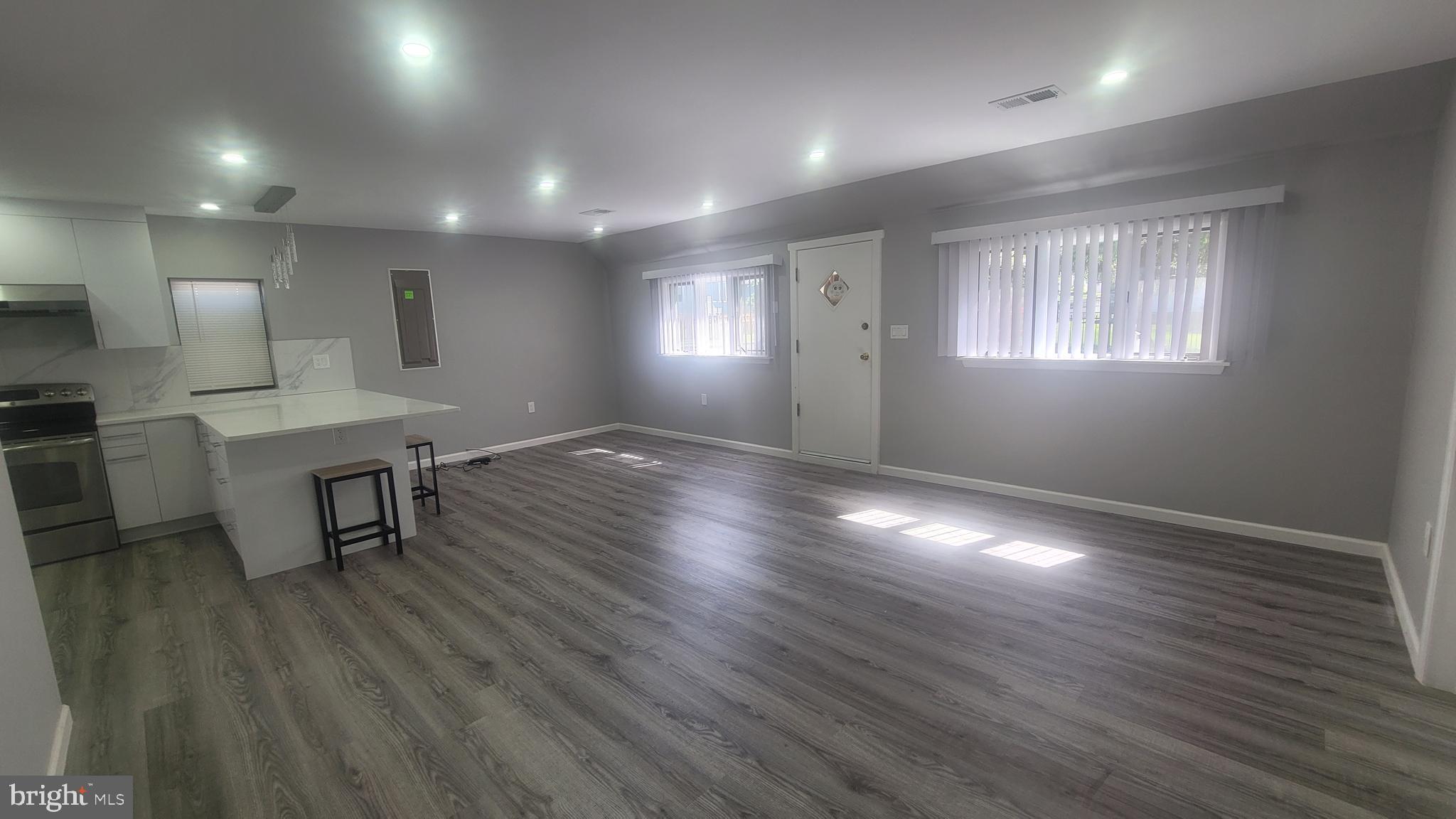 TREVOSE HGTS - Residential