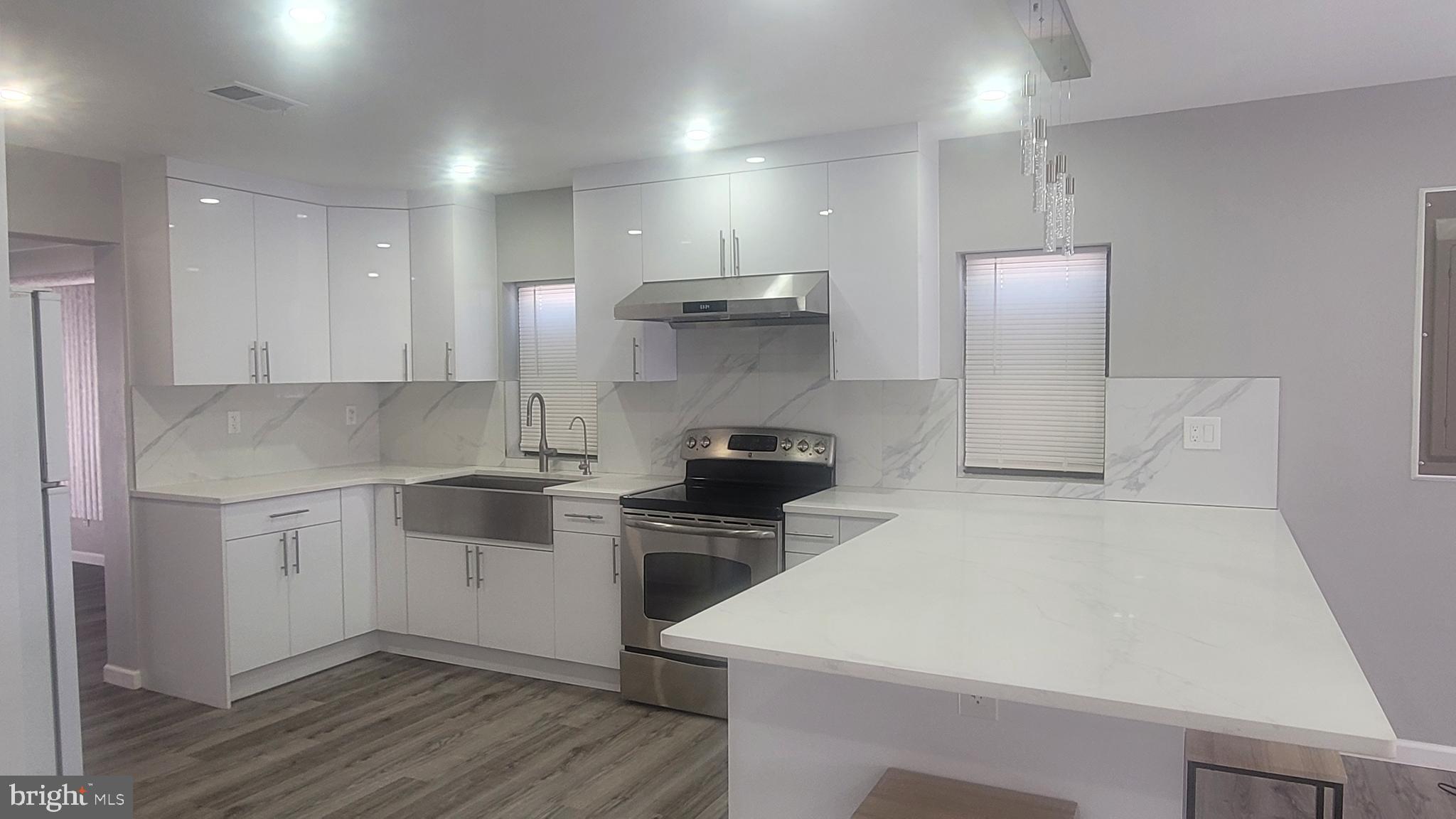 TREVOSE HGTS - Residential