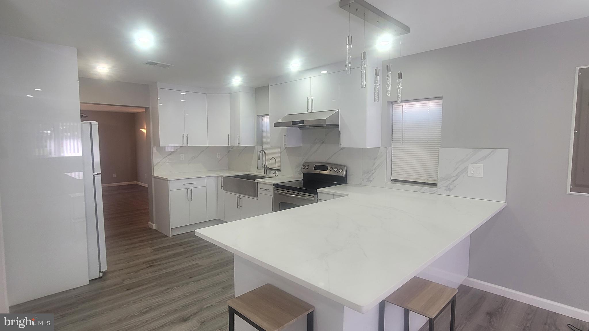 TREVOSE HGTS - Residential