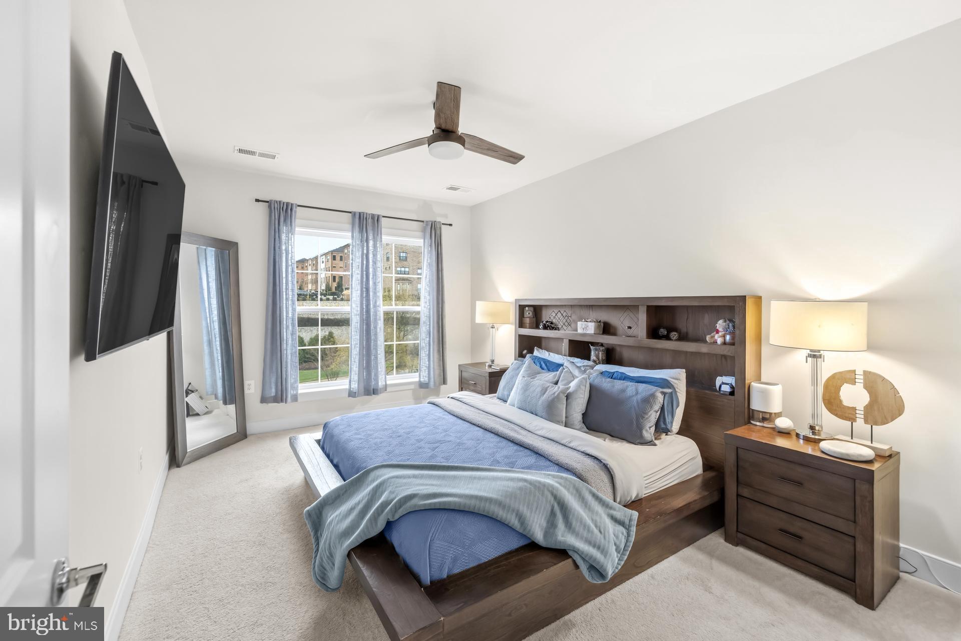 NATIONAL HARBOR - Residential