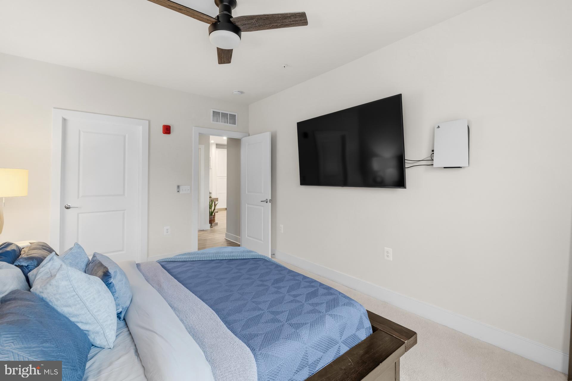 NATIONAL HARBOR - Residential