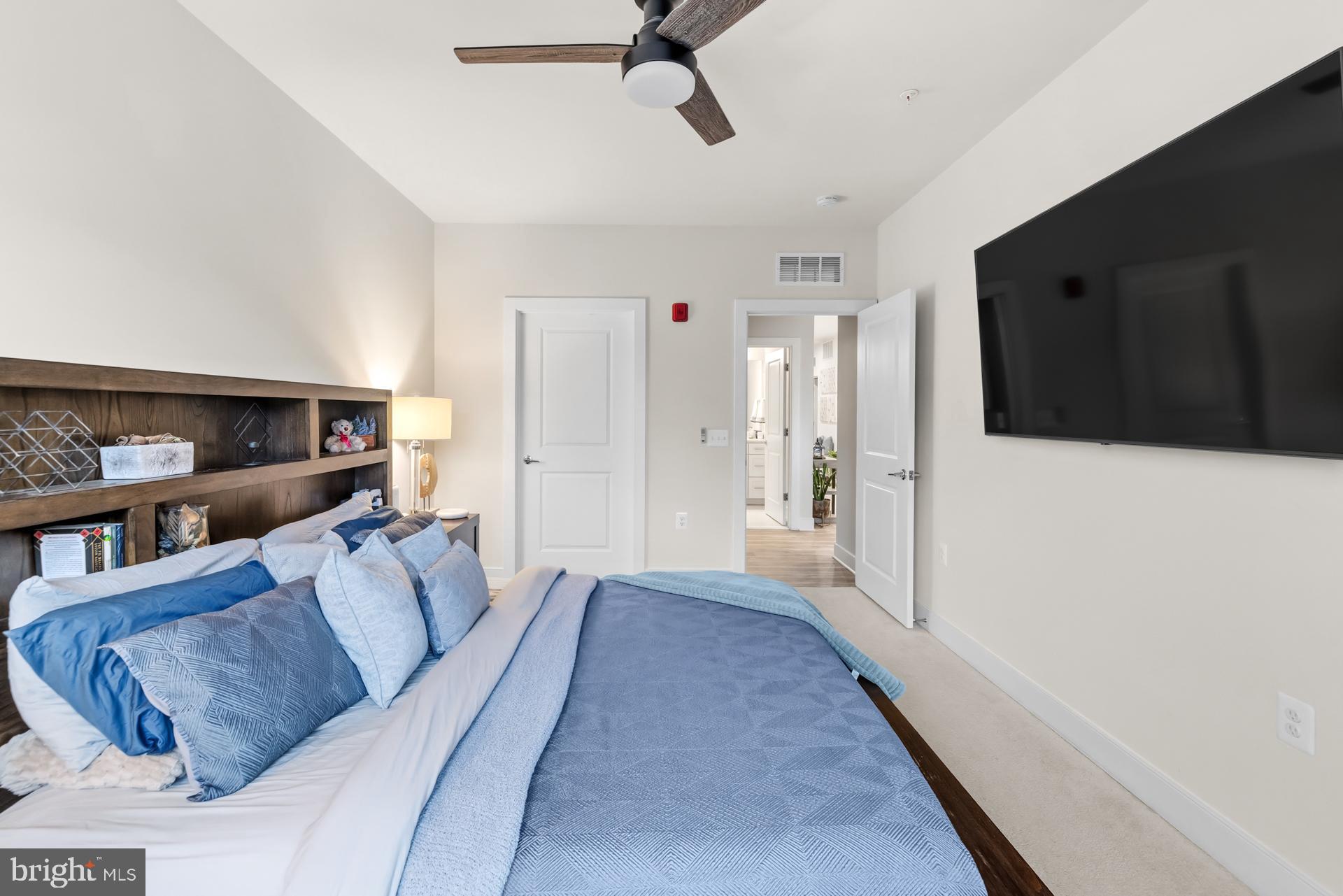 NATIONAL HARBOR - Residential