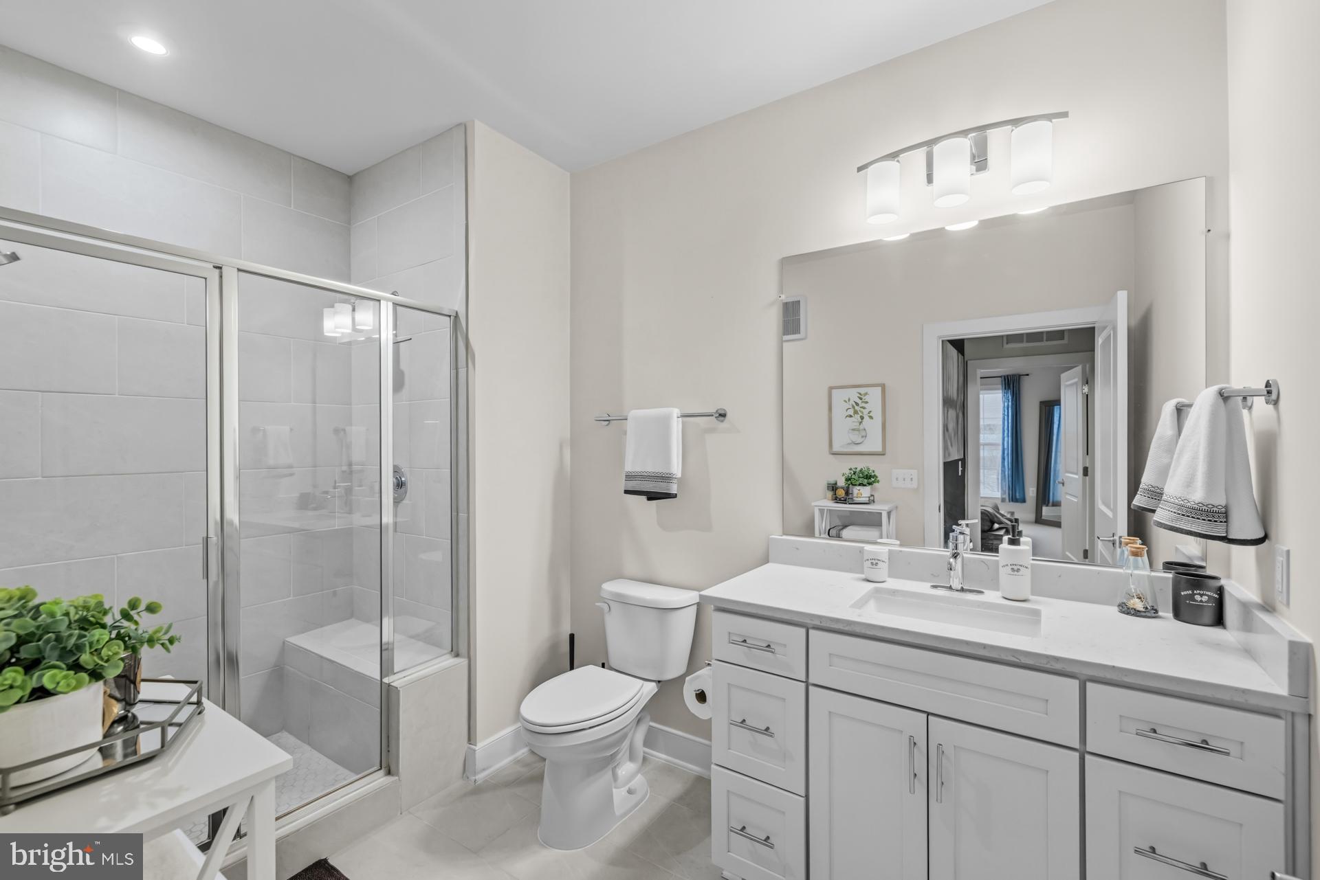 NATIONAL HARBOR - Residential