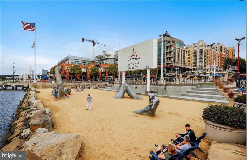 NATIONAL HARBOR - Residential
