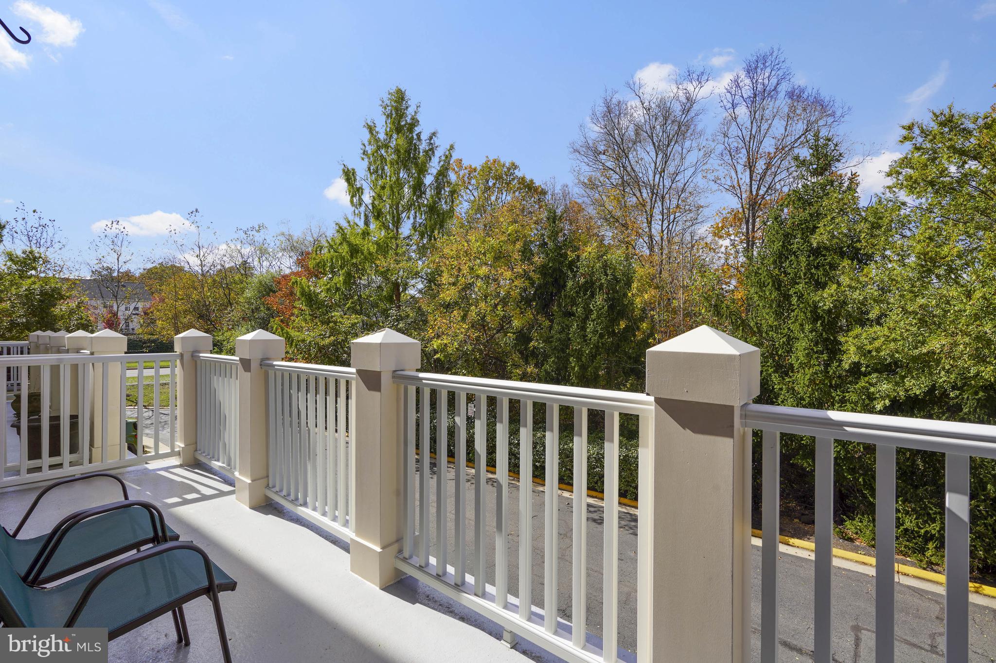 STONE SPRINGS CONDOMINIUMS - Residential