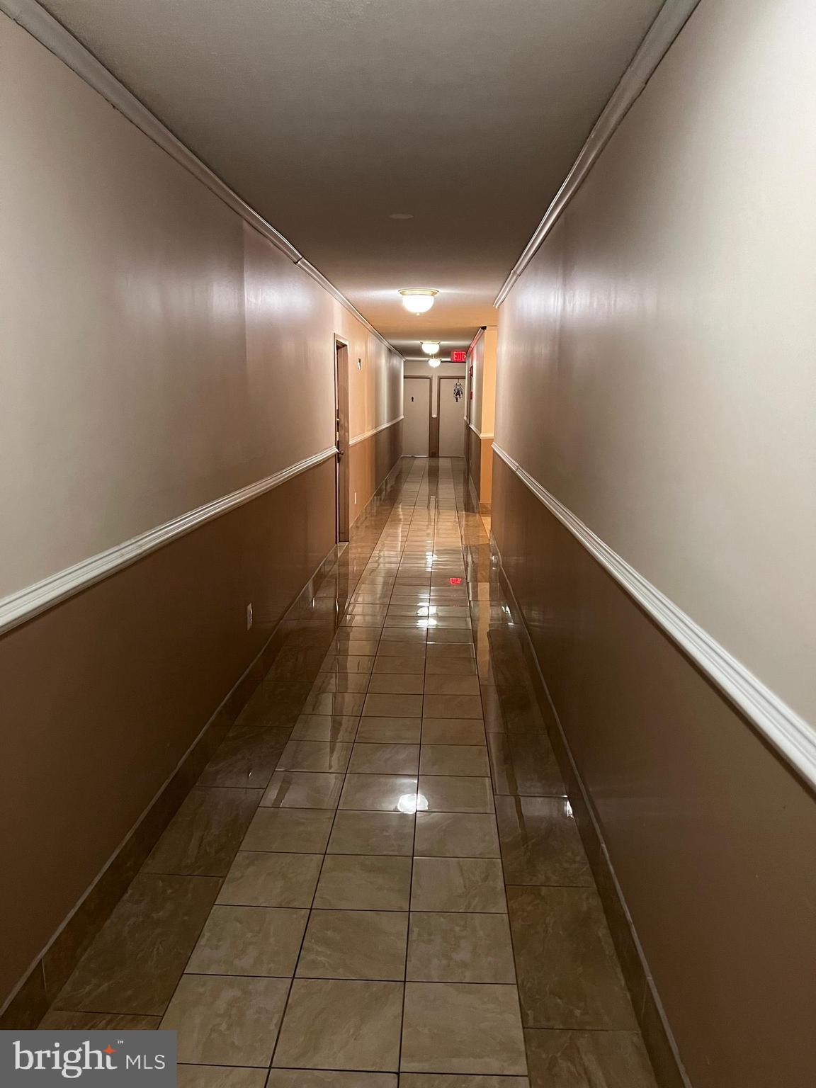 PRESIDENTIAL TOWERS - Residential Lease