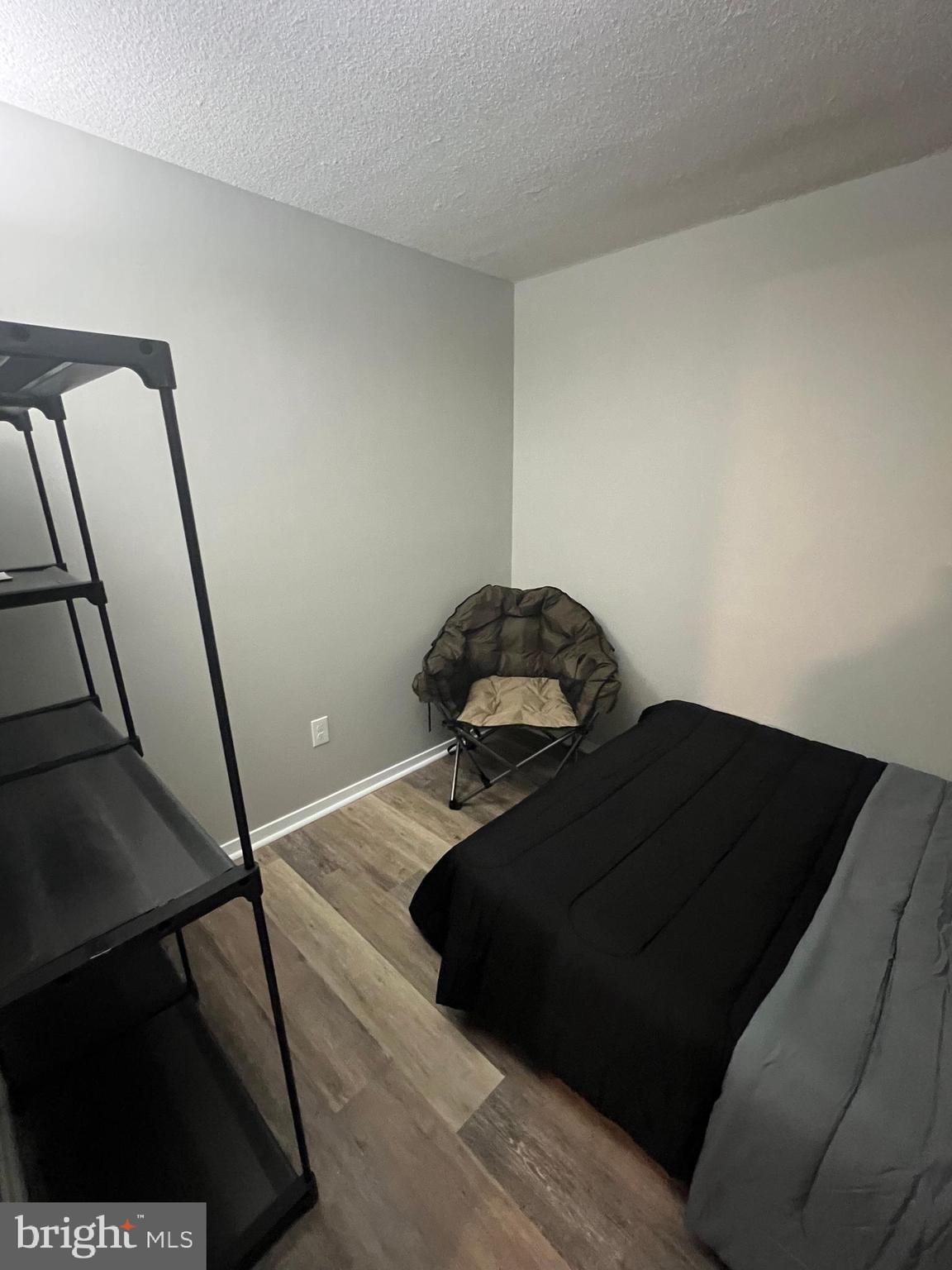 PRESIDENTIAL TOWERS - Residential Lease