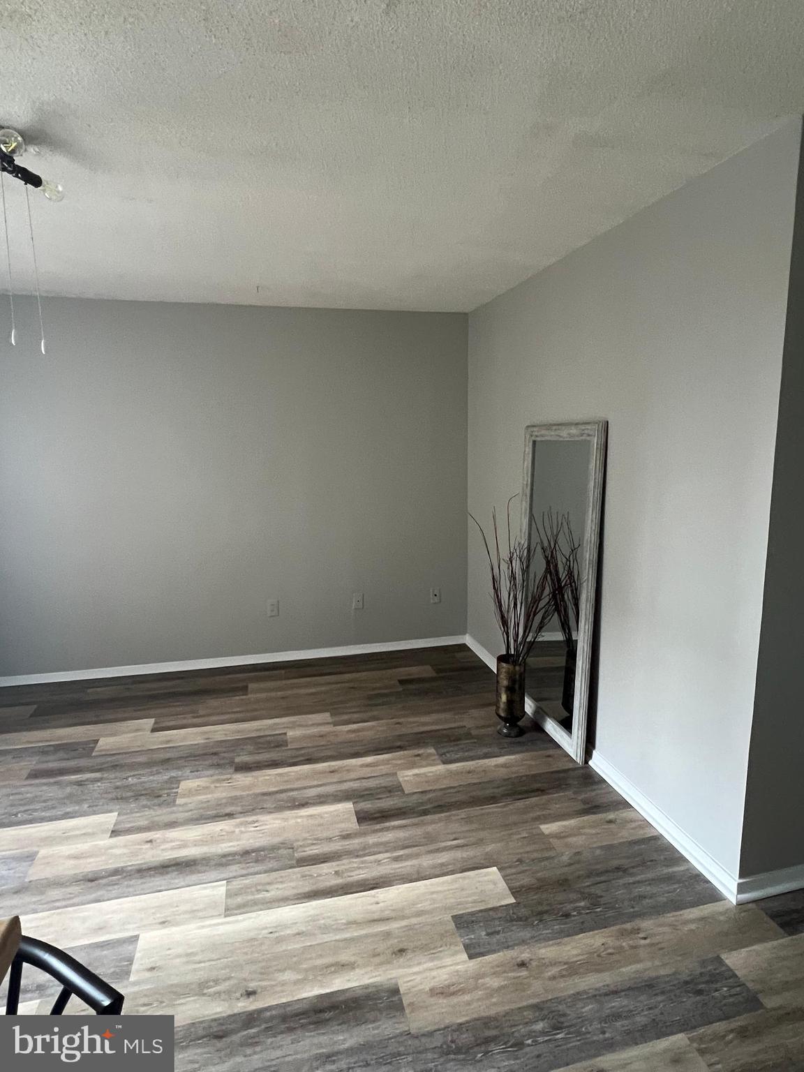 PRESIDENTIAL TOWERS - Residential Lease