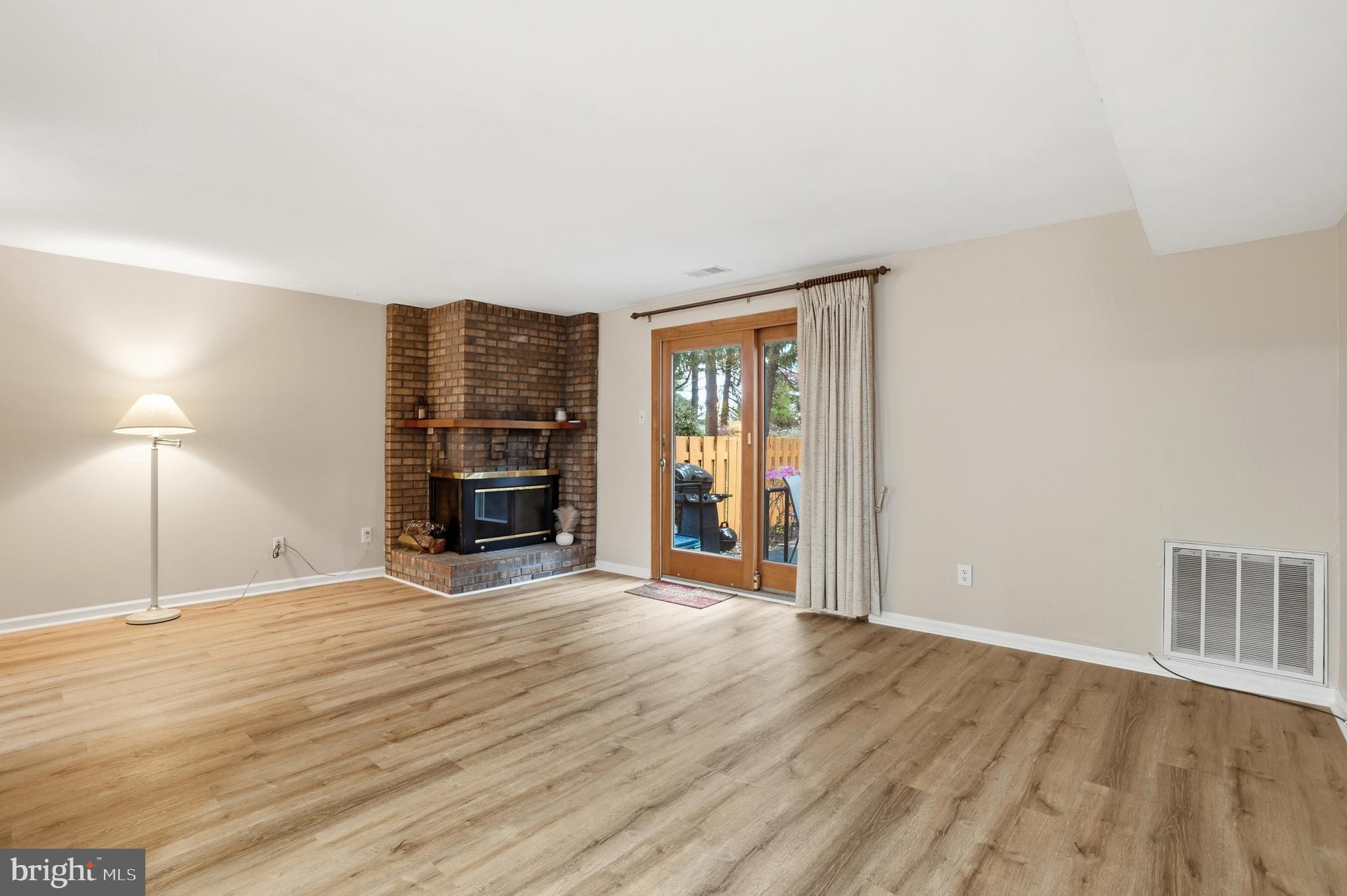 OLDE COLONIAL GREENE - Residential