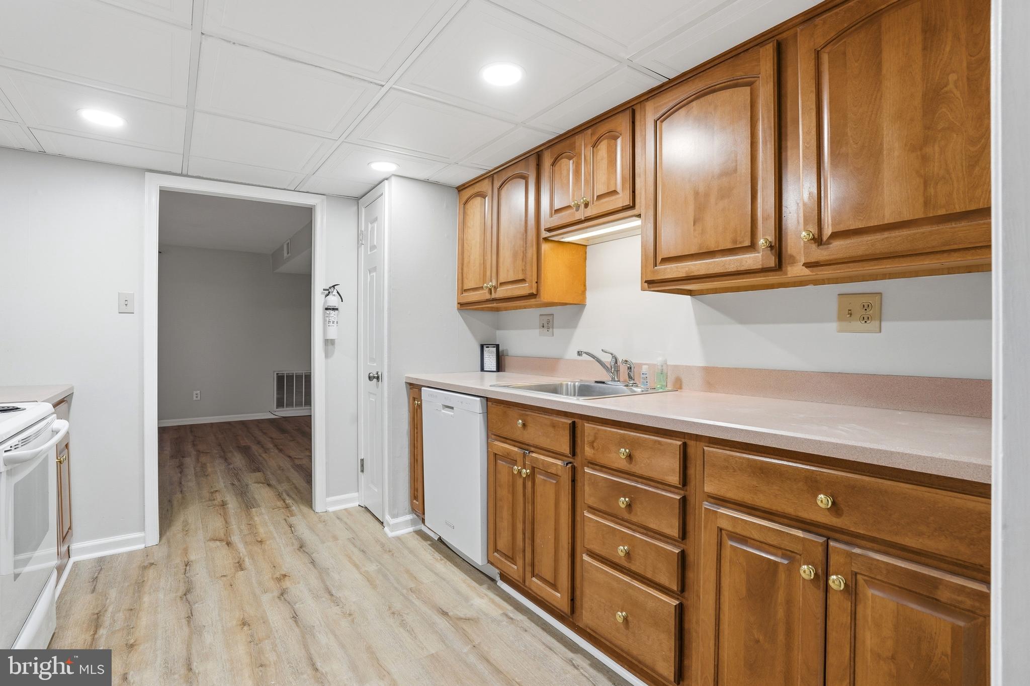 OLDE COLONIAL GREENE - Residential