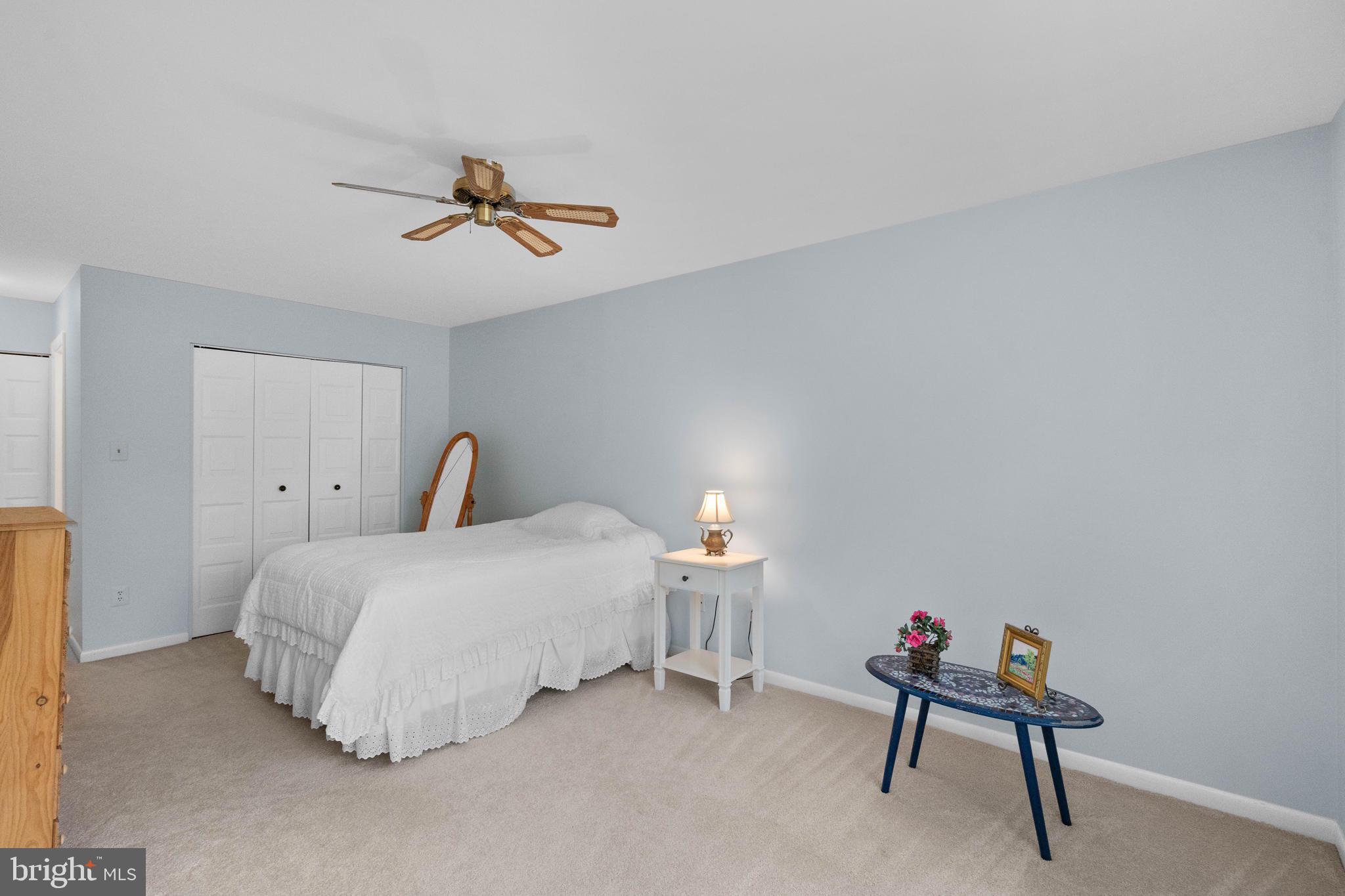 HOMELAND VILLAGE - Residential