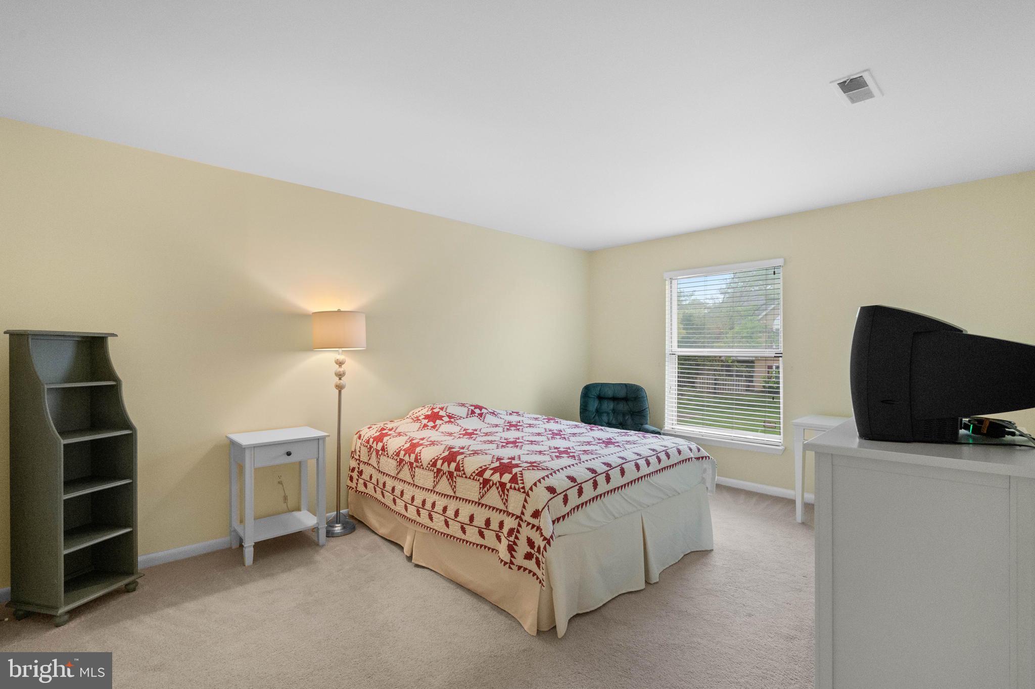 HOMELAND VILLAGE - Residential