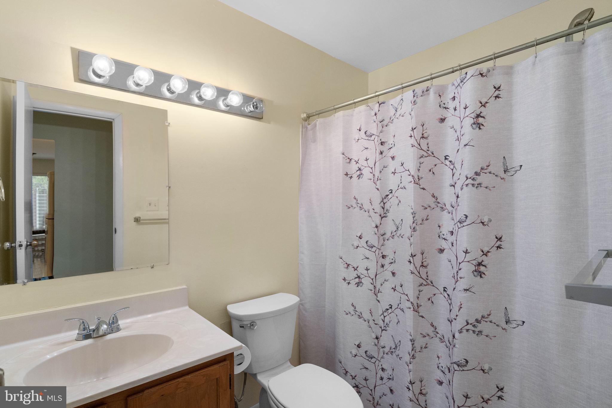 HOMELAND VILLAGE - Residential