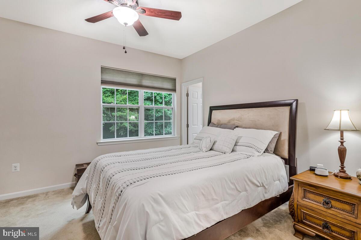 BEN OAKS - Residential