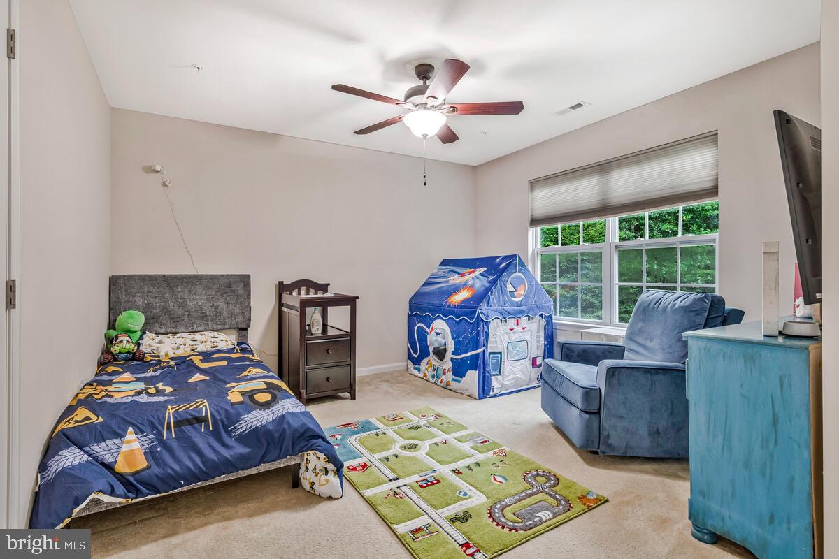 BEN OAKS - Residential