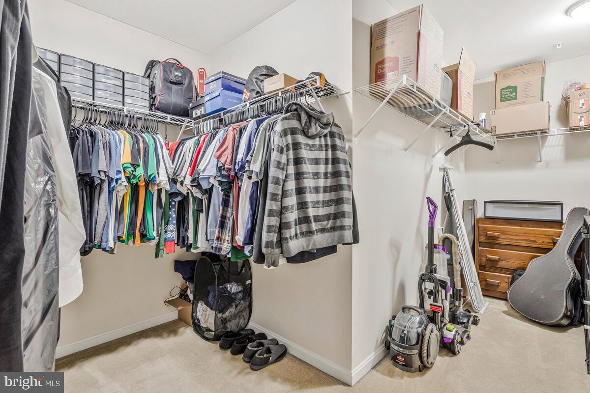 BEN OAKS - Residential