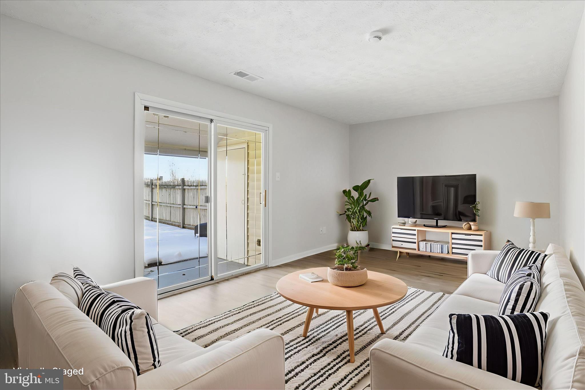 CRESTWOOD HAMLET - Residential