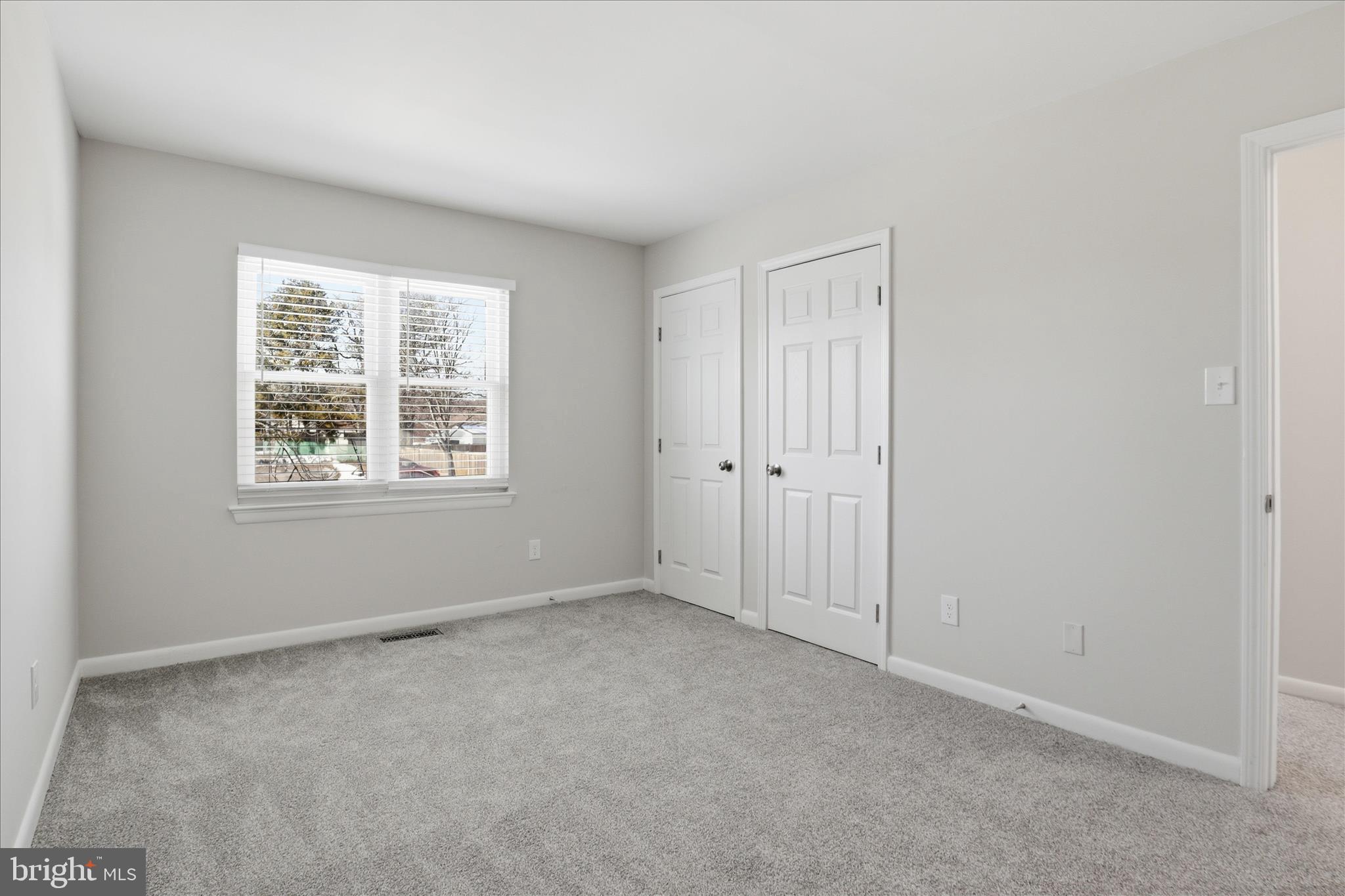 CRESTWOOD HAMLET - Residential