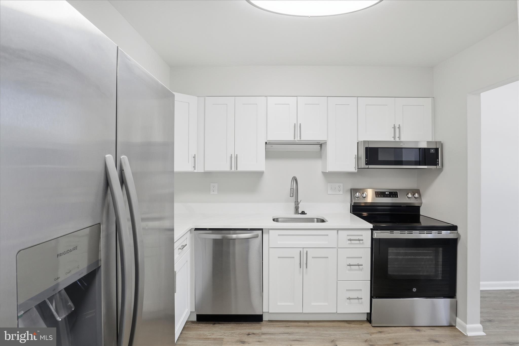 CRESTWOOD HAMLET - Residential