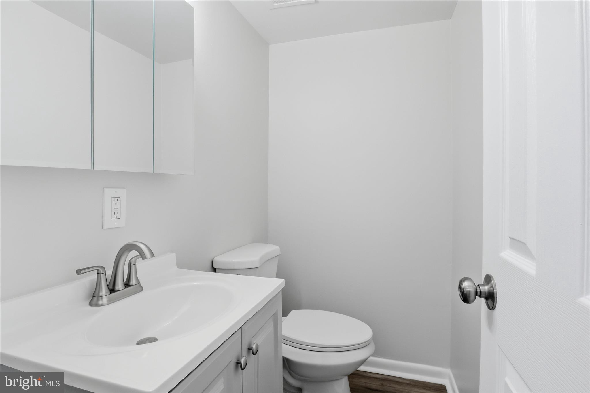 CRESTWOOD HAMLET - Residential