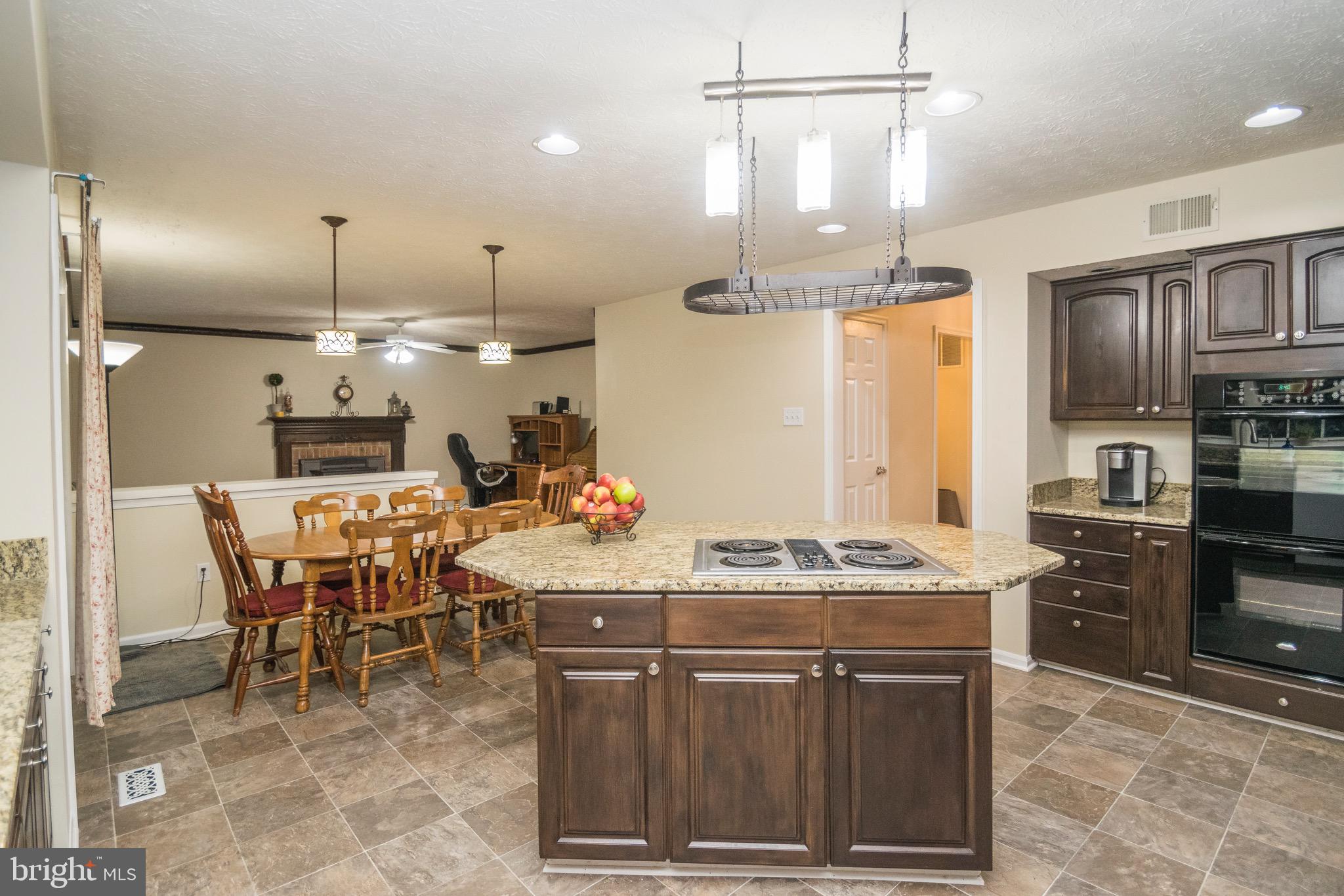 AMYCLAE ESTATES - Residential