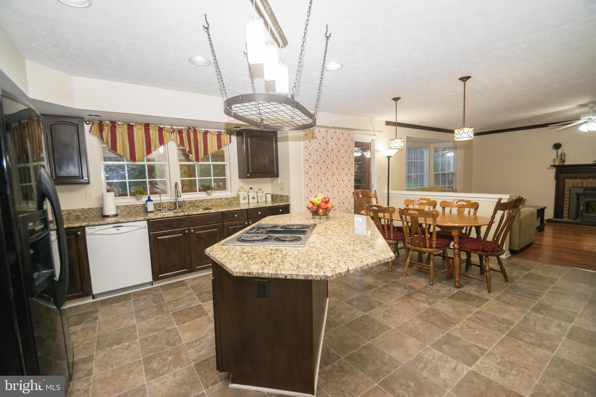 AMYCLAE ESTATES - Residential