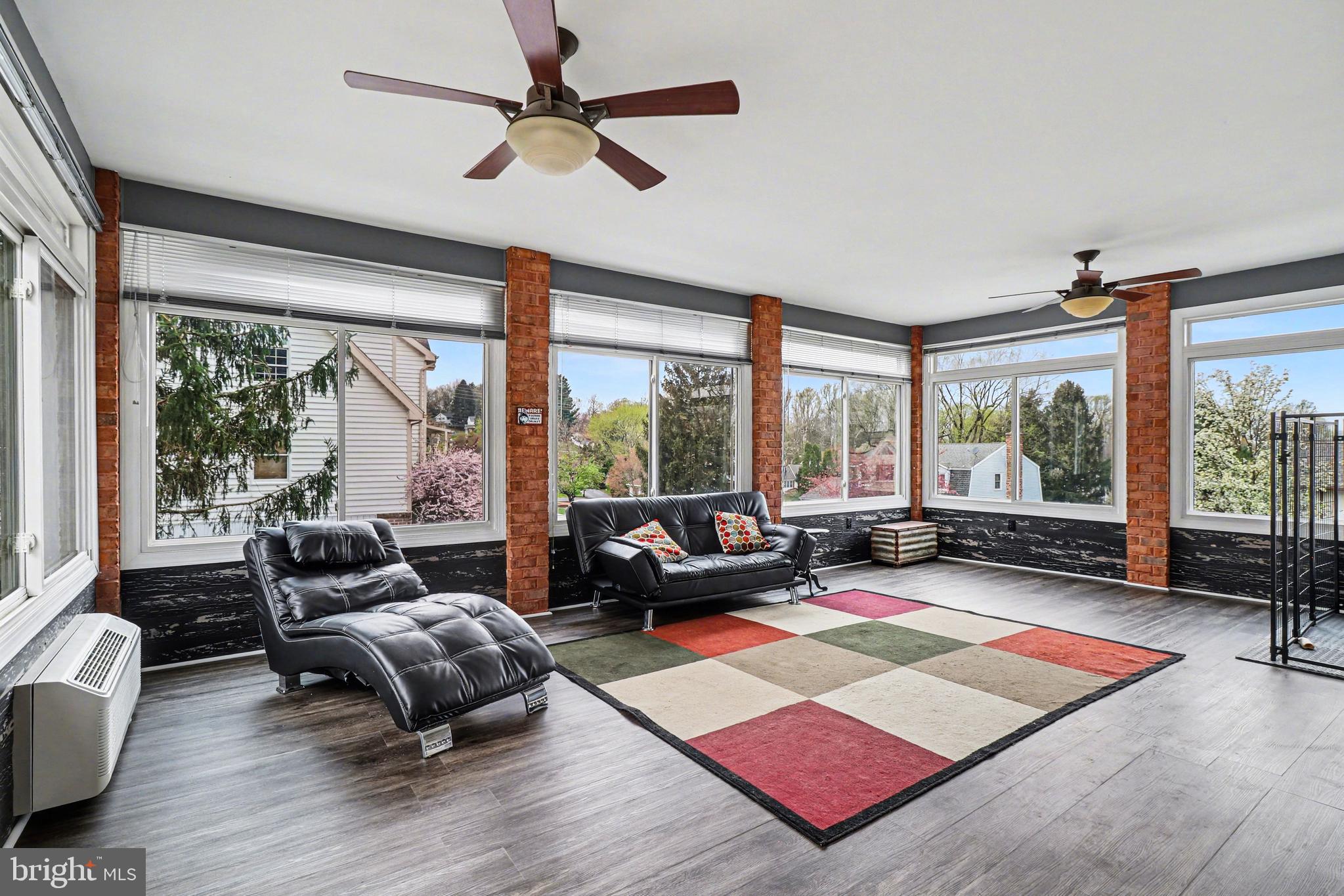 CAROL ACRES - Residential