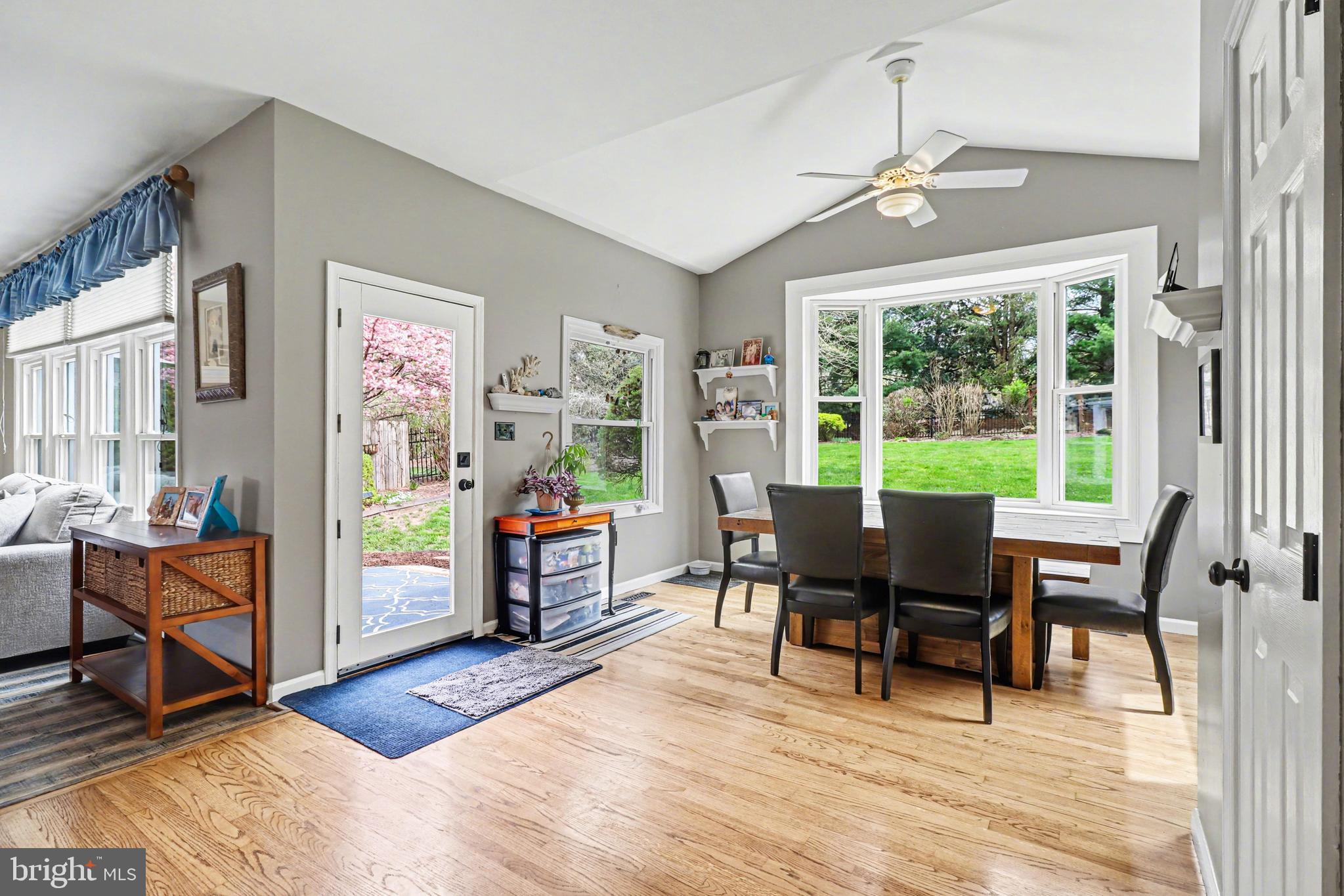 CAROL ACRES - Residential