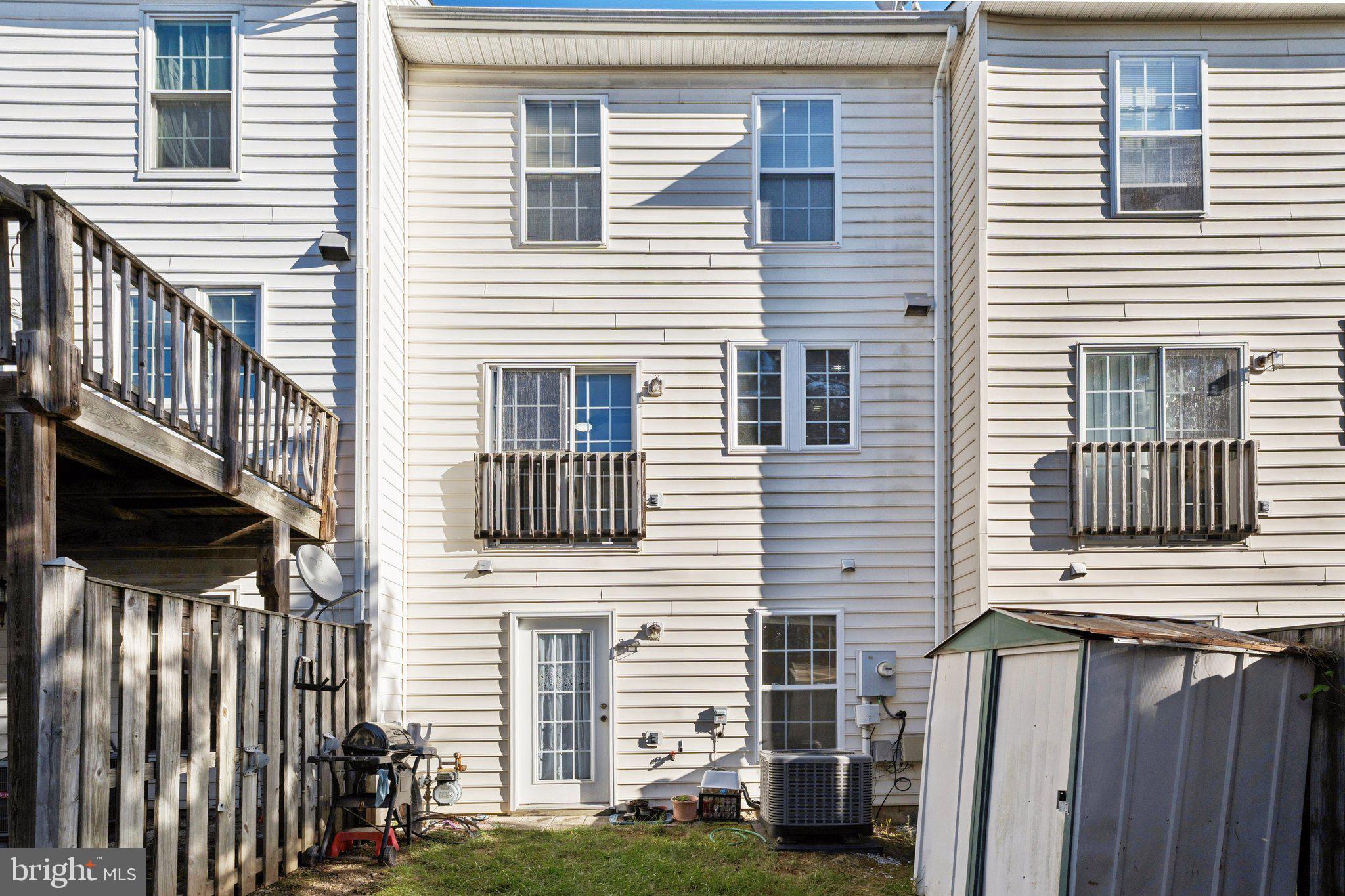 DEERFIELD RIDGE - Residential Lease