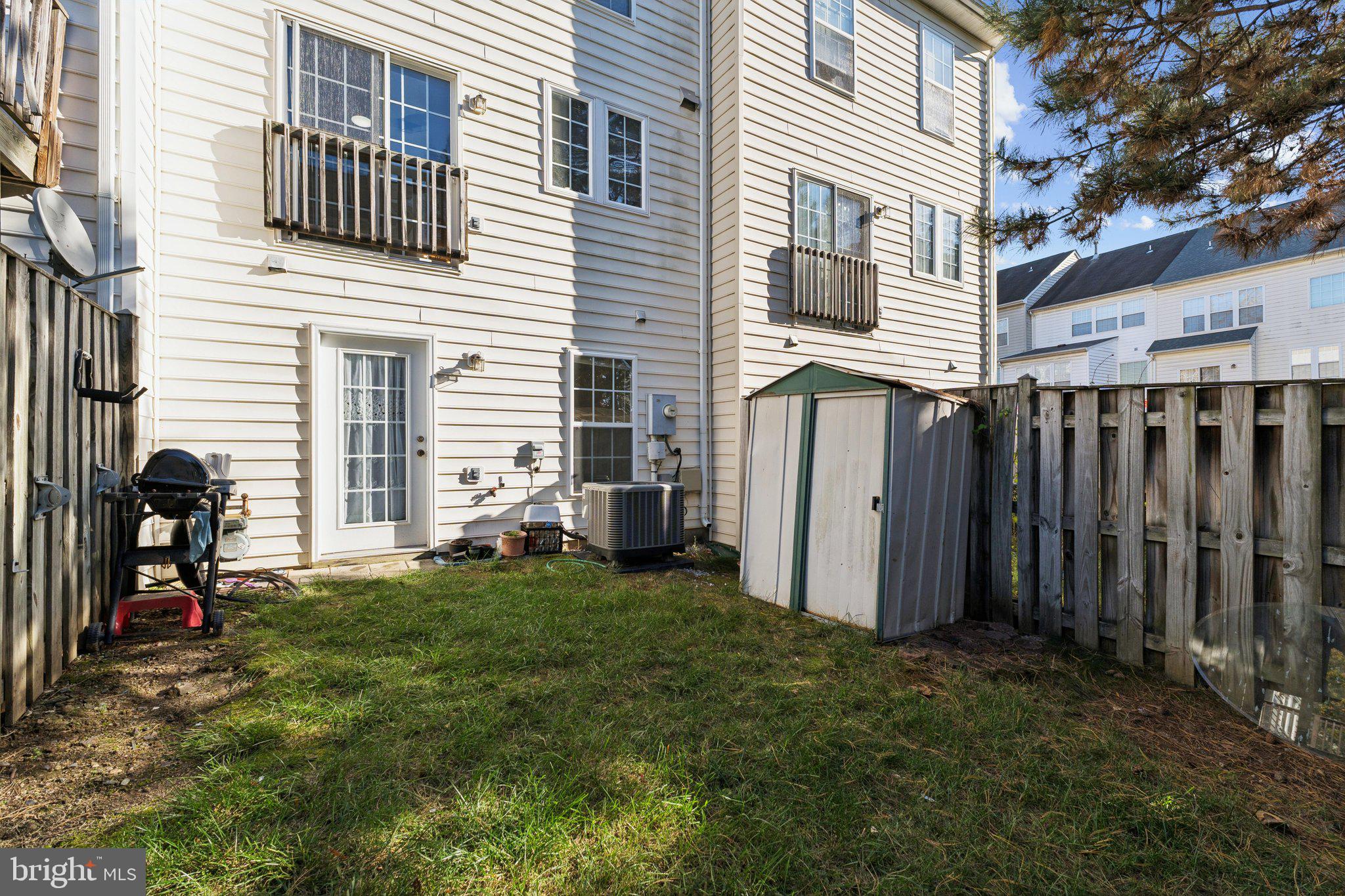 DEERFIELD RIDGE - Residential Lease