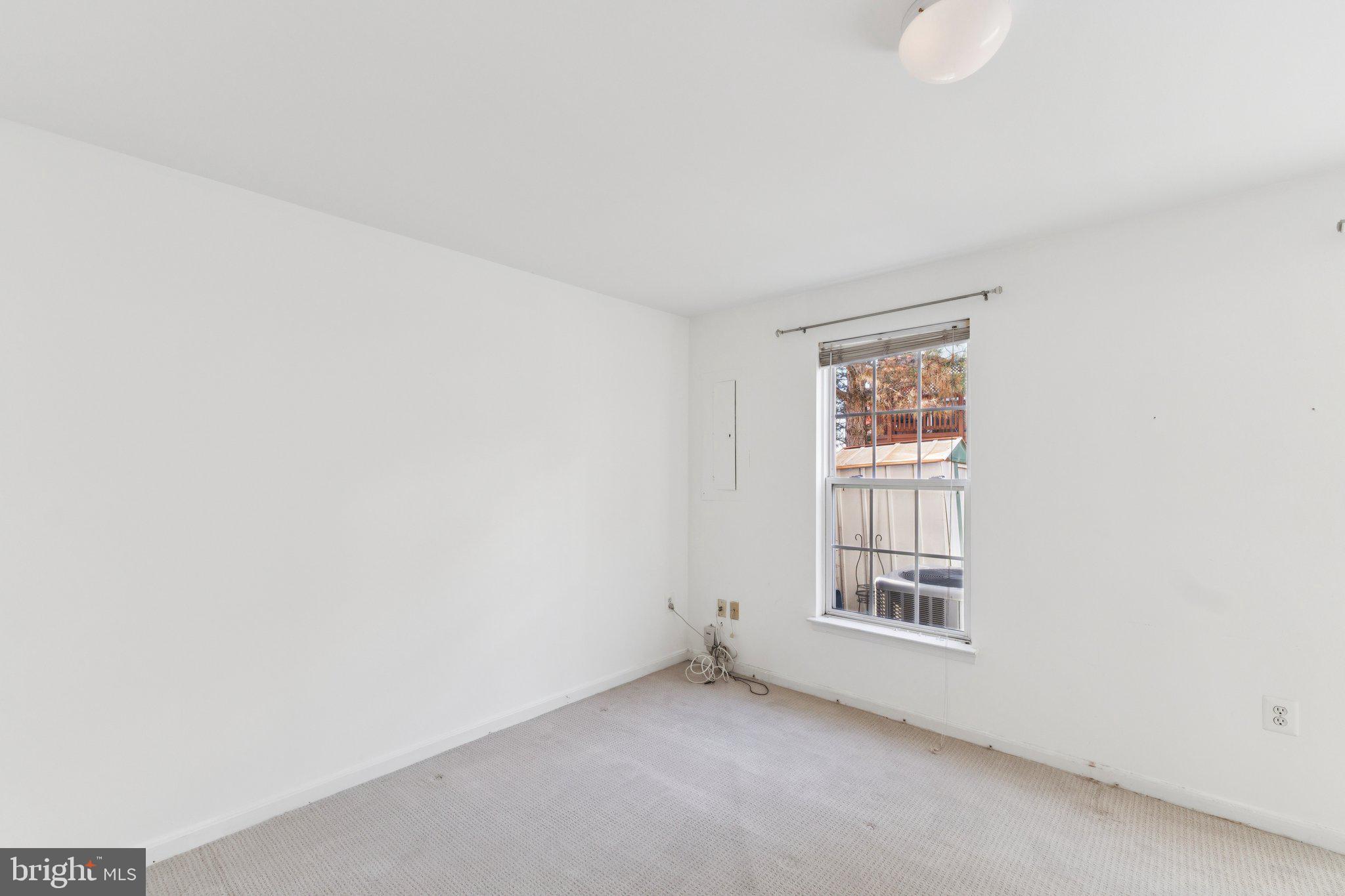 DEERFIELD RIDGE - Residential Lease